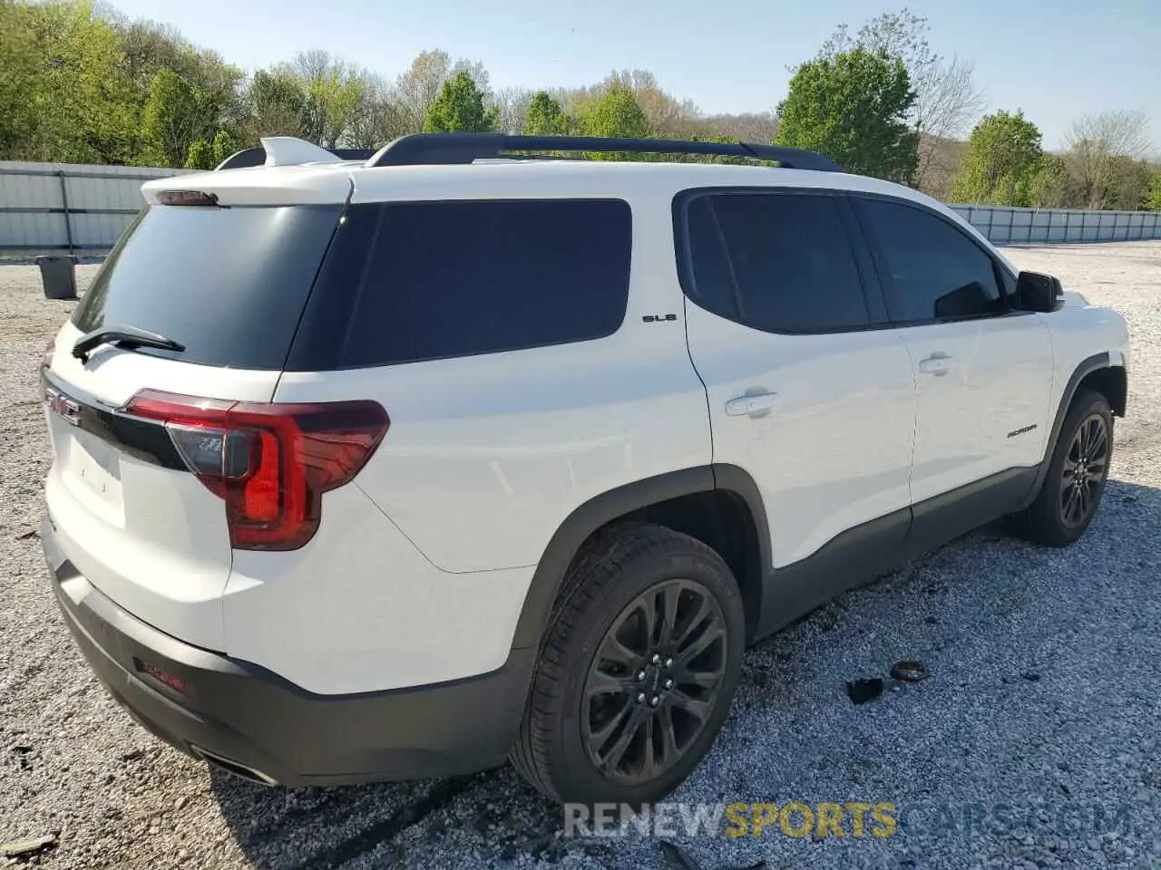 3 Фотография поврежденного автомобиля 1GKKNKL42NZ146945 GMC ACADIA 2022