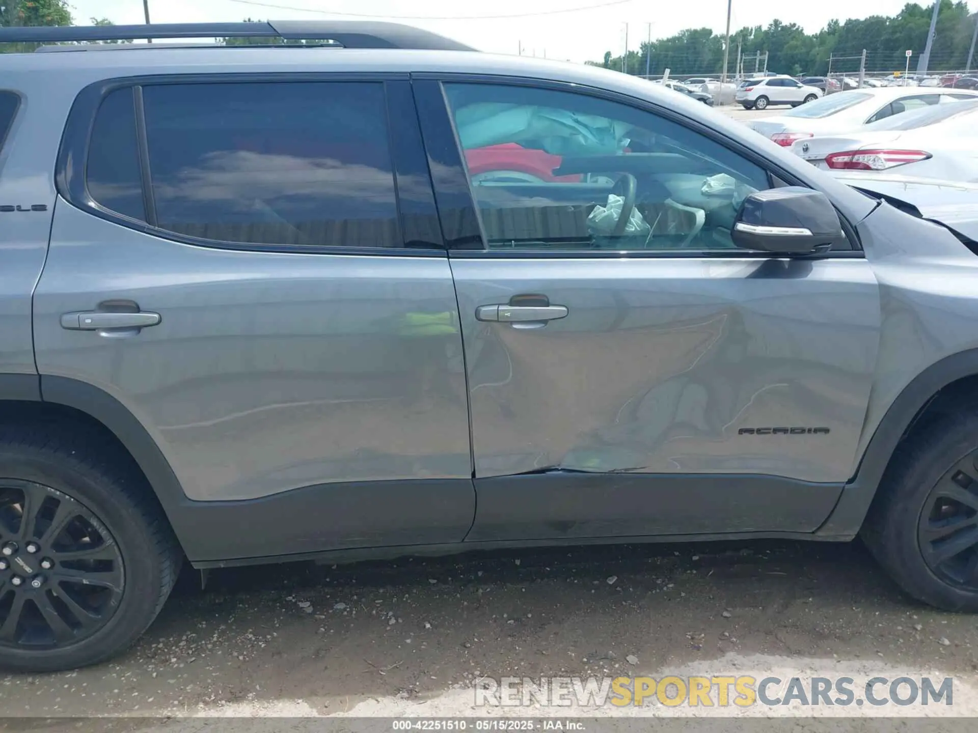 13 Photograph of a damaged car 1GKKNKL45NZ117388 GMC ACADIA 2022