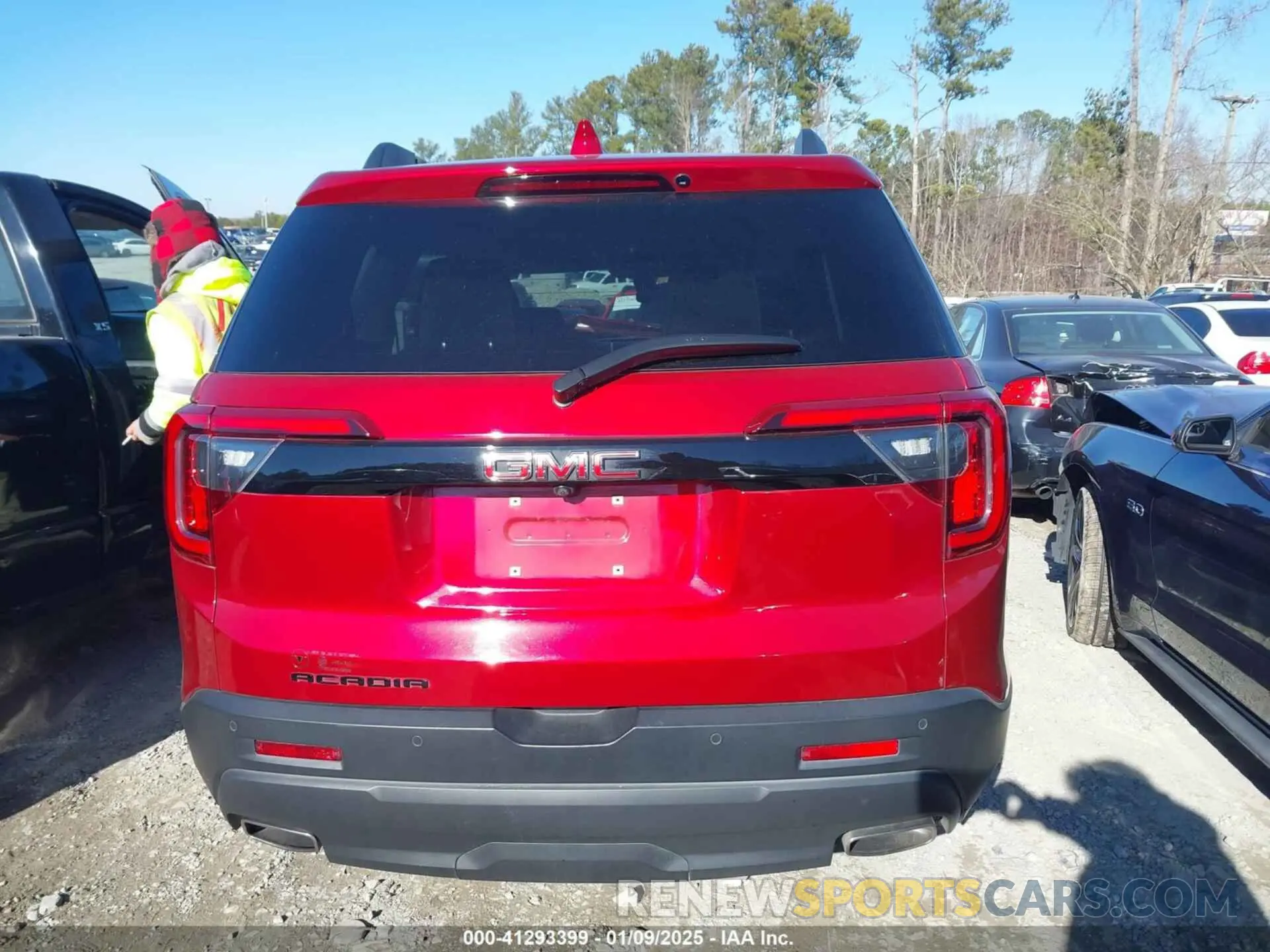 15 Фотография поврежденного автомобиля 1GKKNKL45NZ136037 GMC ACADIA 2022