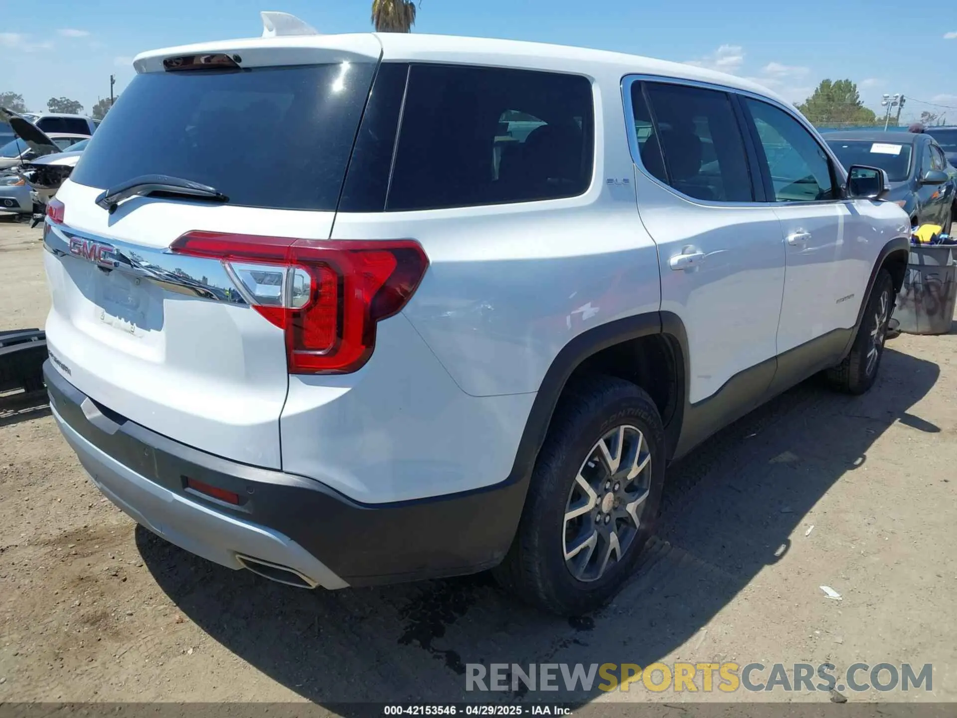 4 Фотография поврежденного автомобиля 1GKKNKL48NZ174264 GMC ACADIA 2022