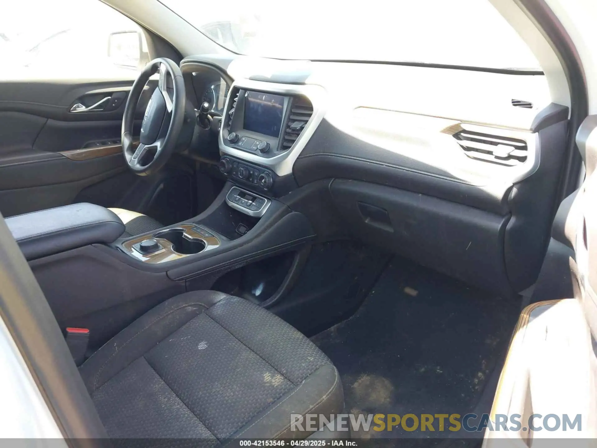 5 Фотография поврежденного автомобиля 1GKKNKL48NZ174264 GMC ACADIA 2022