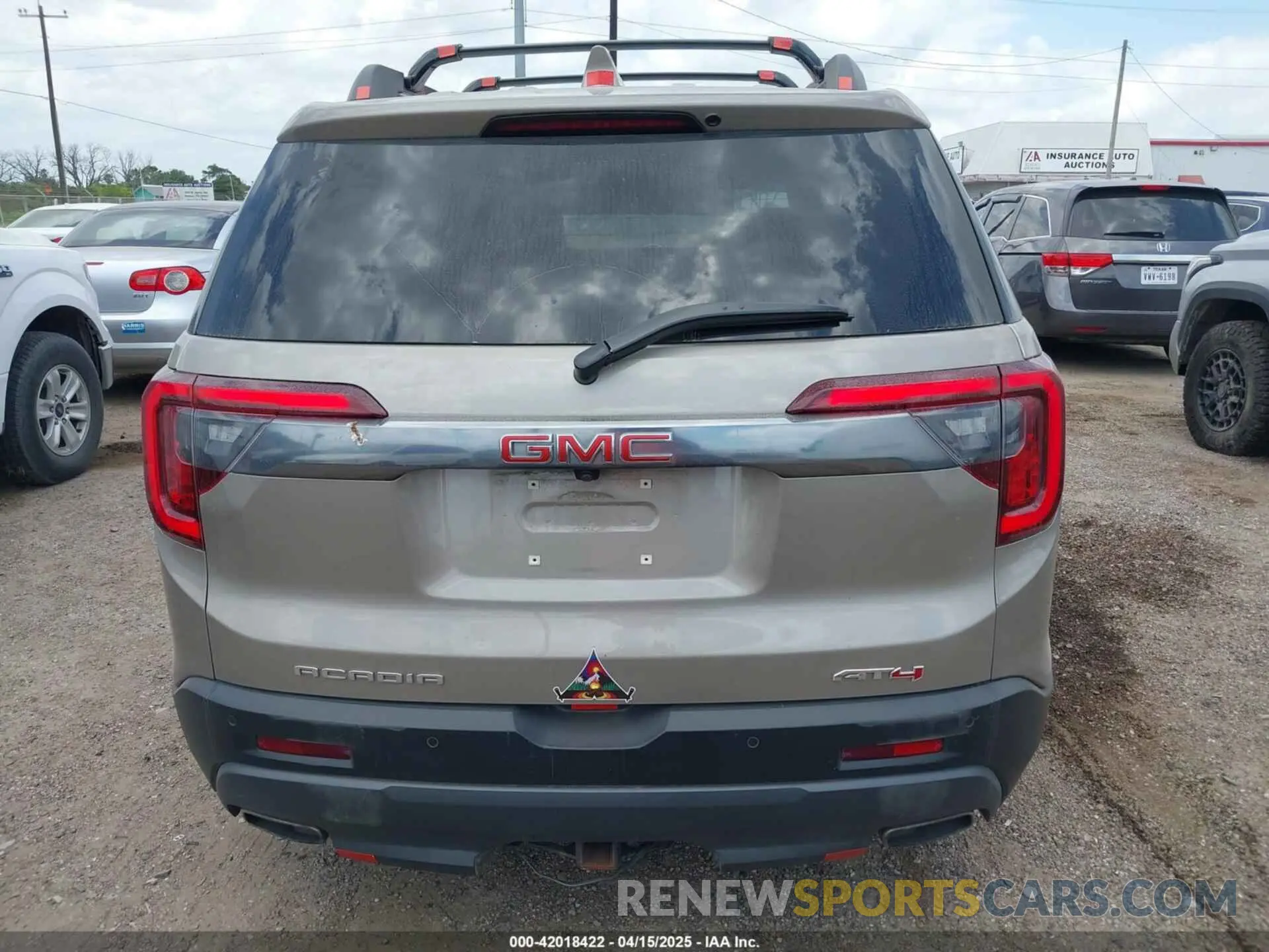17 Фотография поврежденного автомобиля 1GKKNLLS1NZ178645 GMC ACADIA 2022
