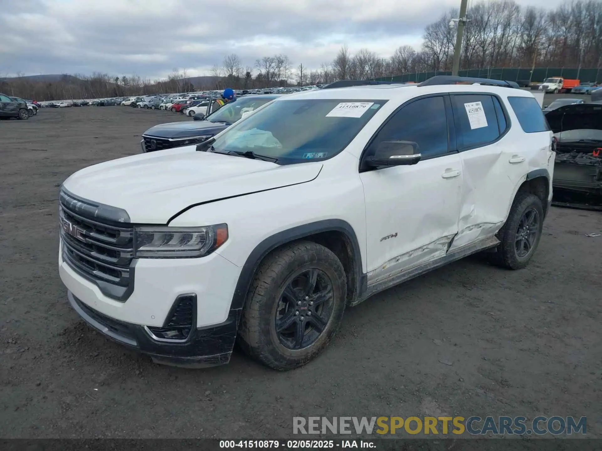 2 Photograph of a damaged car 1GKKNLLS9NZ179770 GMC ACADIA 2022