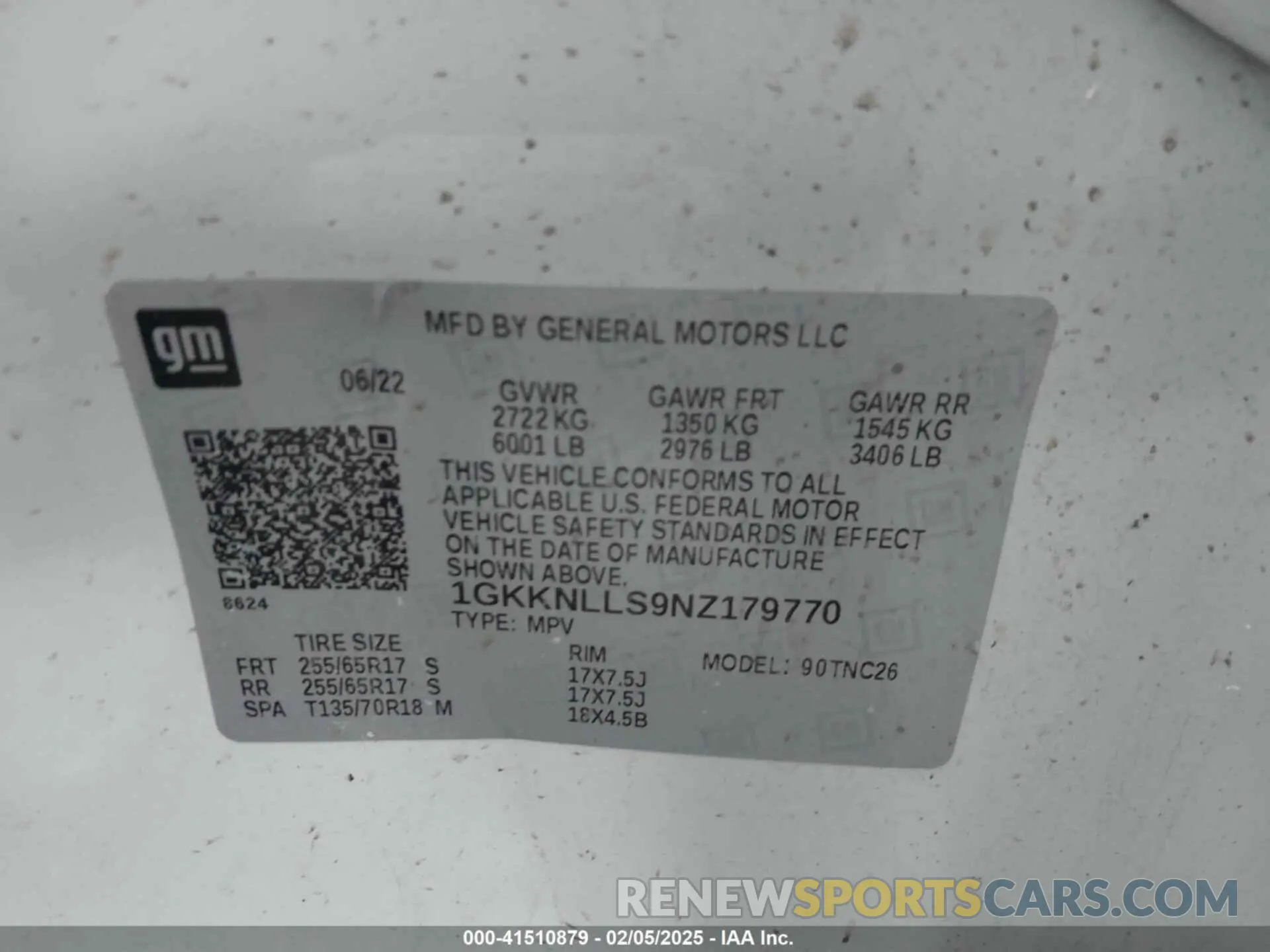 9 Photograph of a damaged car 1GKKNLLS9NZ179770 GMC ACADIA 2022
