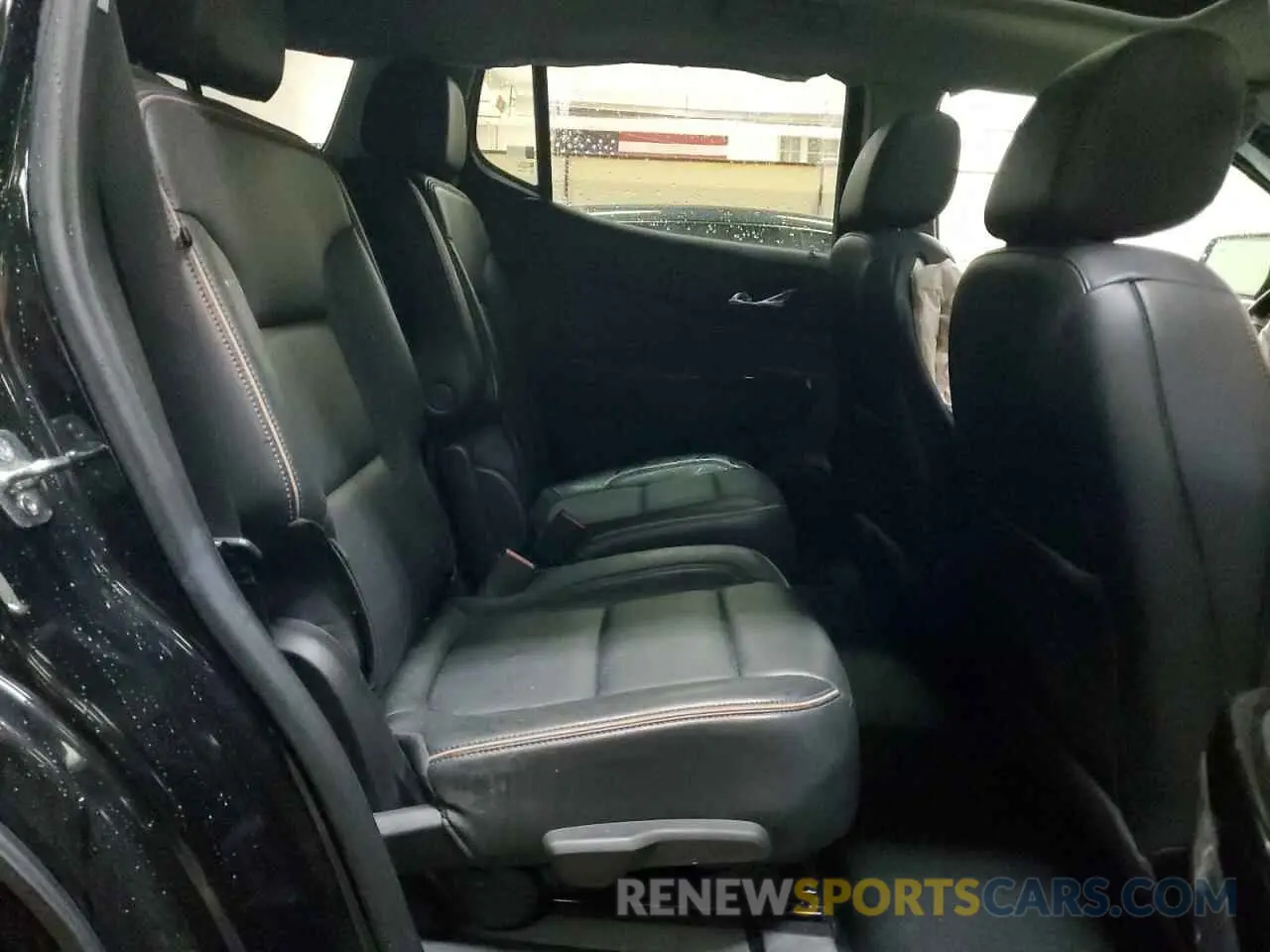 11 Фотография поврежденного автомобиля 1GKKNLLSXNZ114426 GMC ACADIA 2022