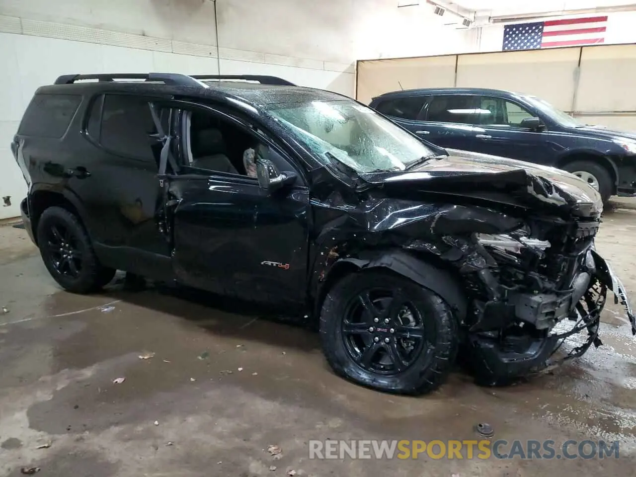 4 Фотография поврежденного автомобиля 1GKKNLLSXNZ114426 GMC ACADIA 2022