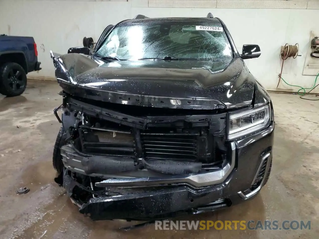 5 Фотография поврежденного автомобиля 1GKKNLLSXNZ114426 GMC ACADIA 2022
