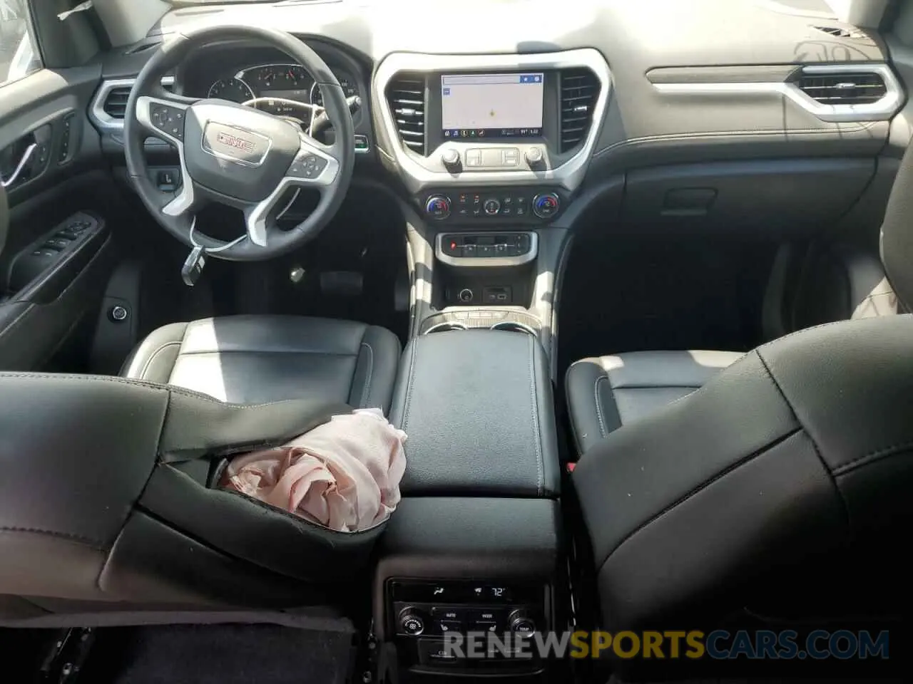 8 Фотография поврежденного автомобиля 1GKKNML42NZ146603 GMC ACADIA 2022