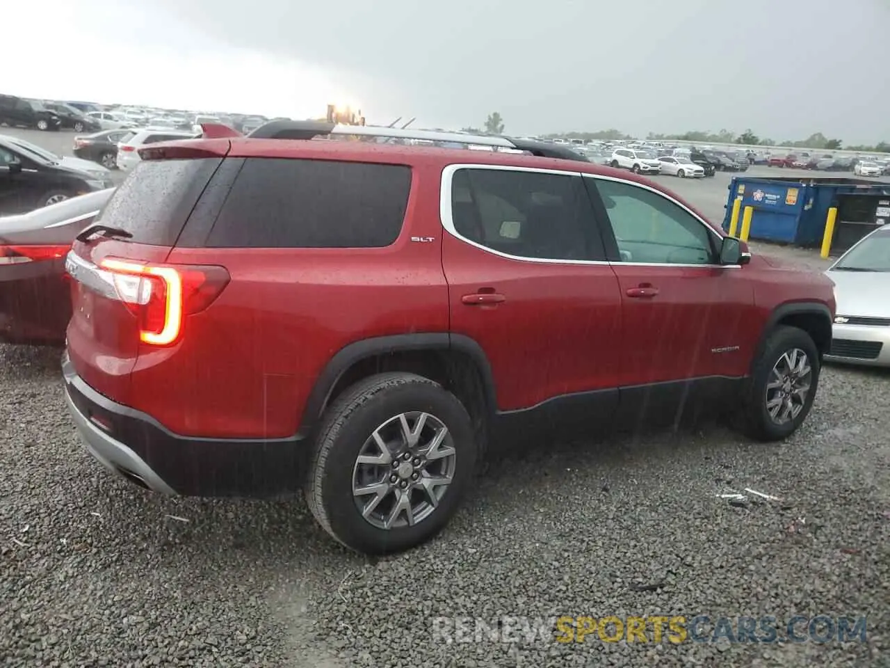 3 Photograph of a damaged car 1GKKNMLS4NZ114055 GMC ACADIA 2022