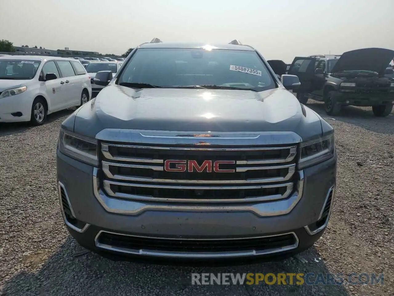 5 Photograph of a damaged car 1GKKNMLS9NZ116075 GMC ACADIA 2022