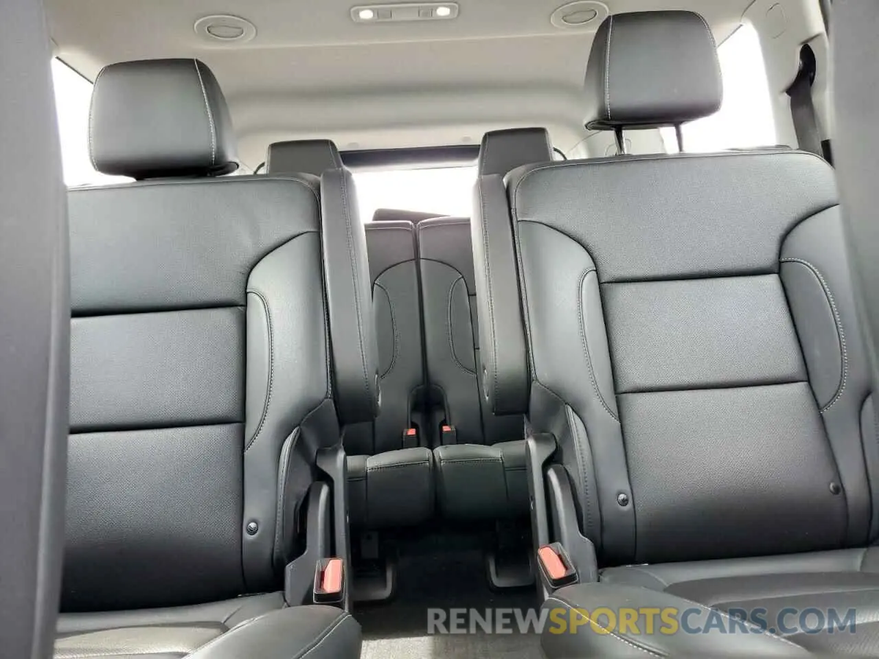 10 Фотография поврежденного автомобиля 1GKKNMLS9NZ153675 GMC ACADIA 2022