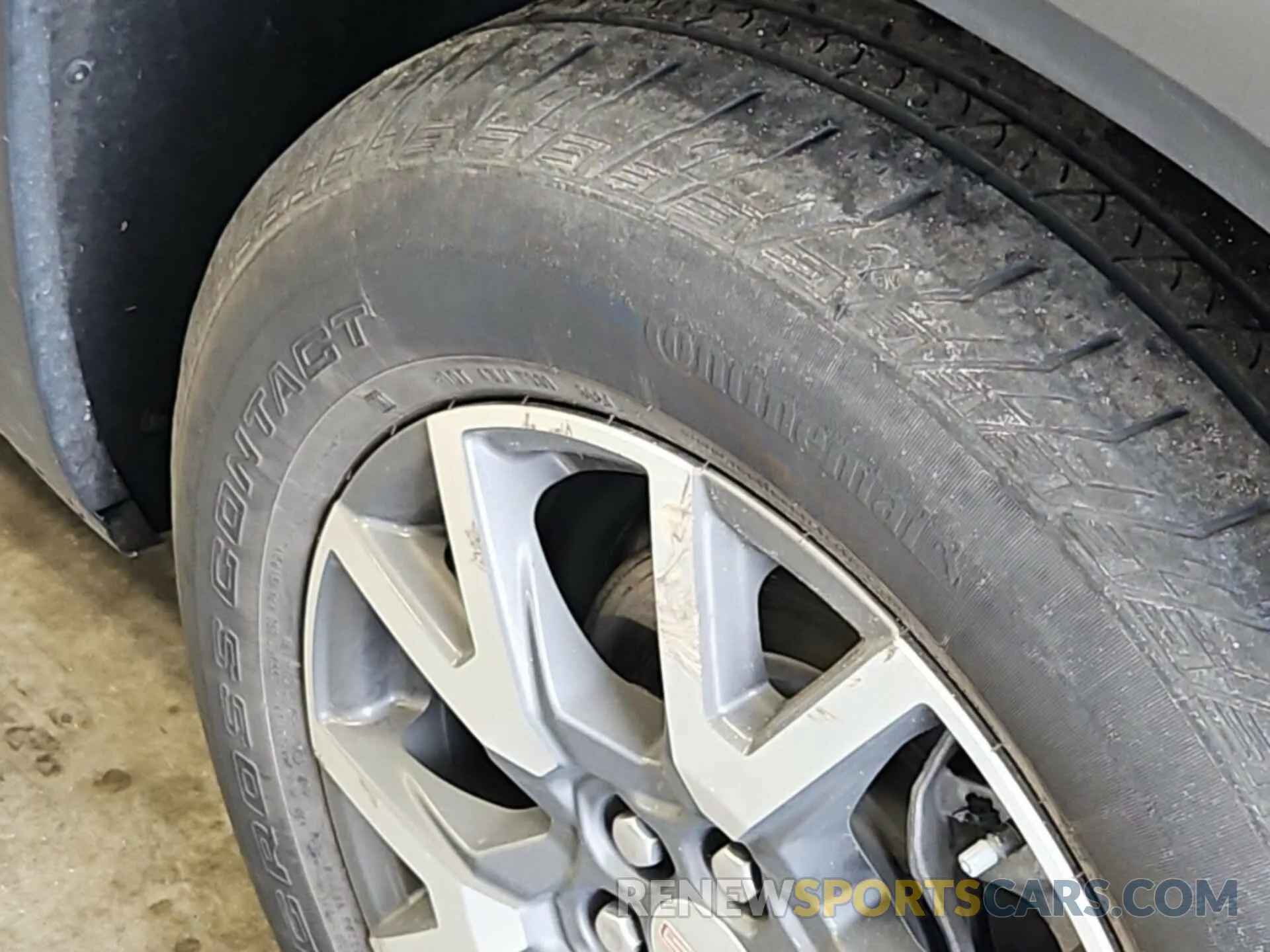 3 Фотография поврежденного автомобиля 1GKKNRL49NZ126474 GMC ACADIA 2022
