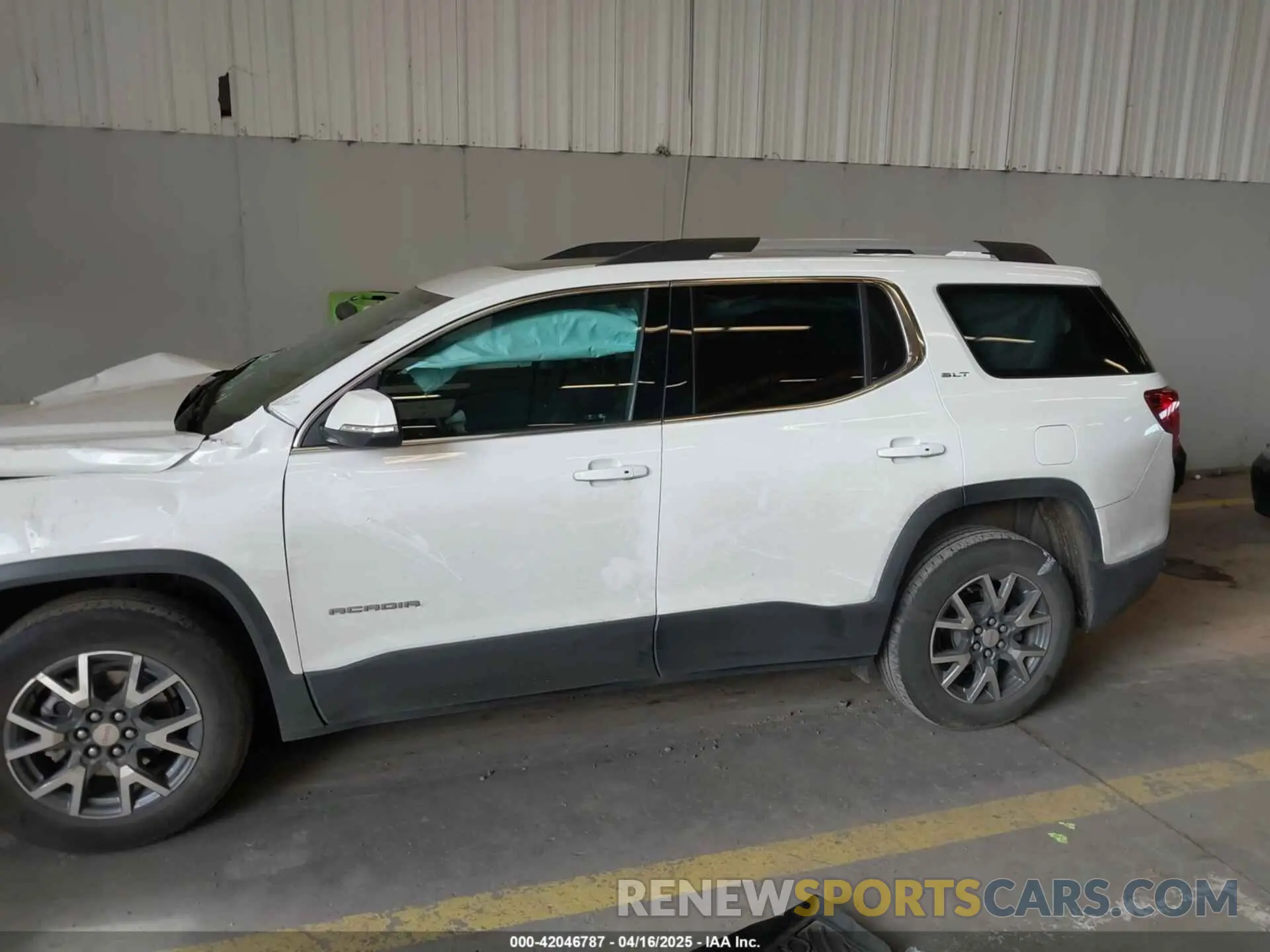 15 Фотография поврежденного автомобиля 1GKKNUL49NZ154455 GMC ACADIA 2022