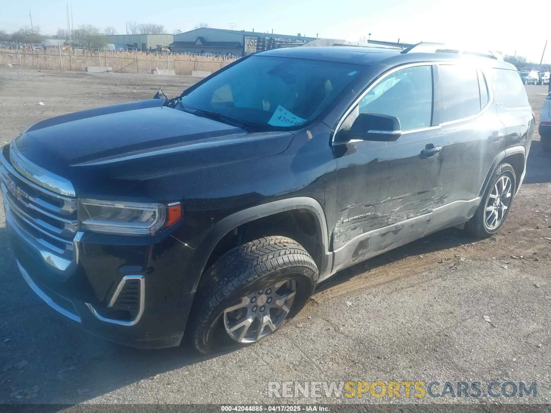 2 Фотография поврежденного автомобиля 1GKKNULS3NZ113334 GMC ACADIA 2022