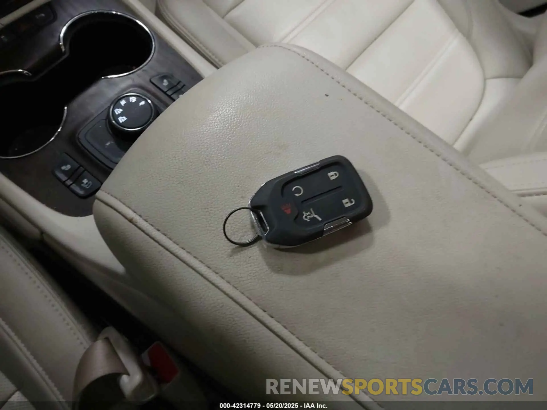 11 Фотография поврежденного автомобиля 1GKKNXLS8NZ103450 GMC ACADIA 2022