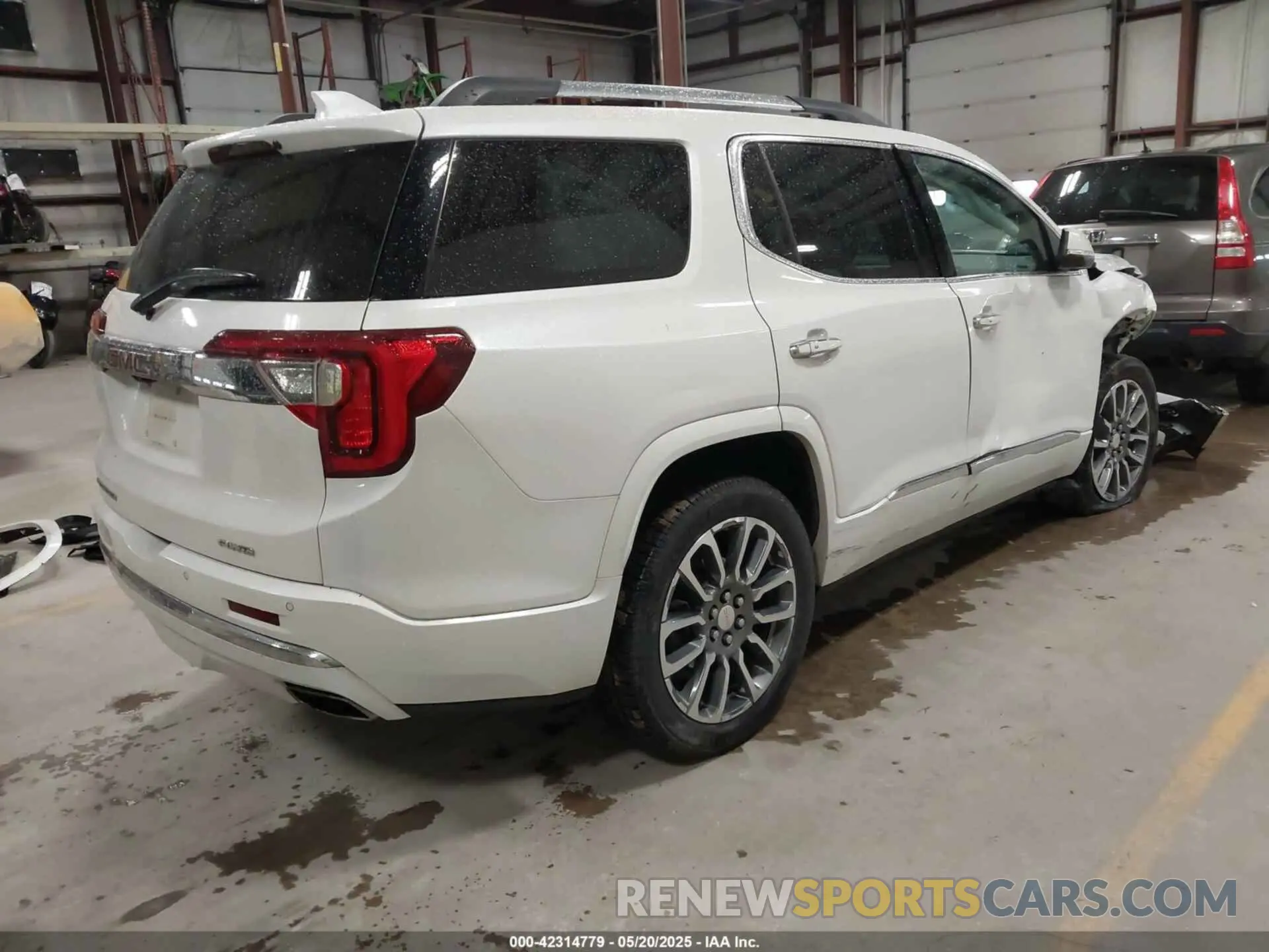 4 Фотография поврежденного автомобиля 1GKKNXLS8NZ103450 GMC ACADIA 2022