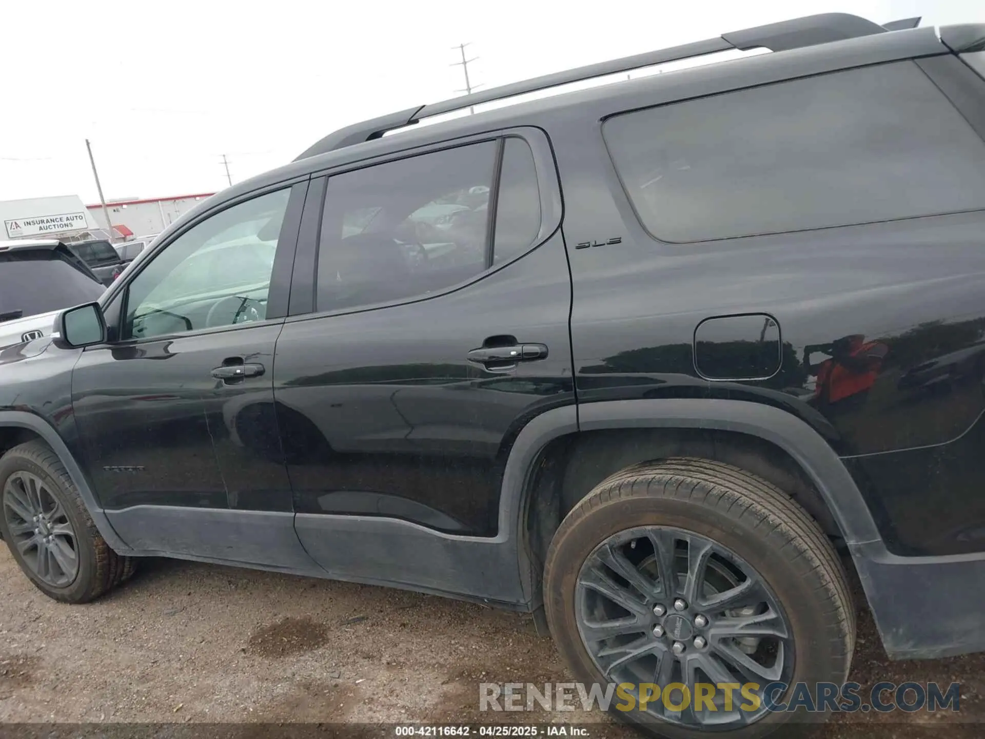 14 Photograph of a damaged car 1GKKNKL42PZ250175 GMC ACADIA 2023