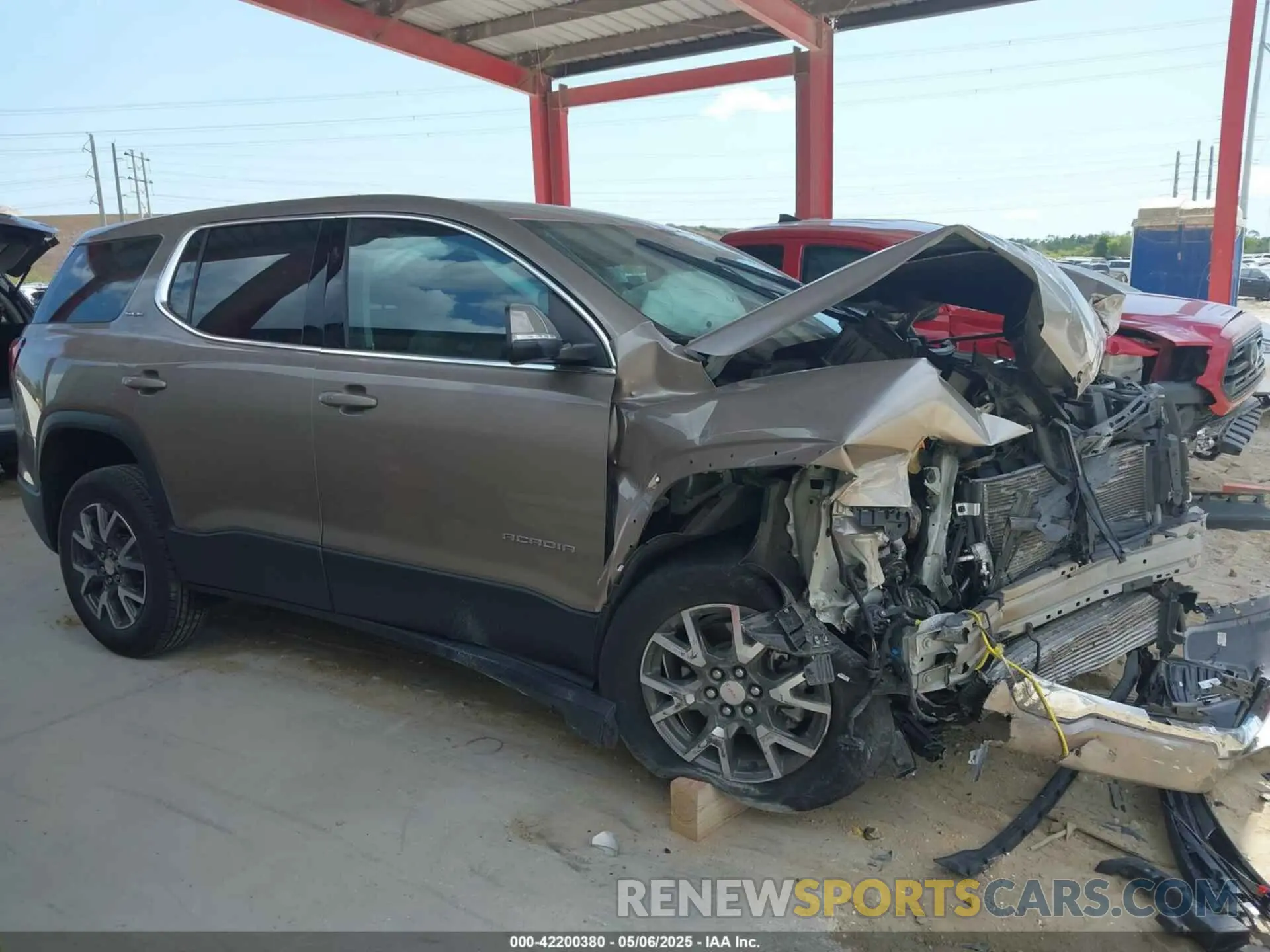 12 Photograph of a damaged car 1GKKNKL46PZ162813 GMC ACADIA 2023