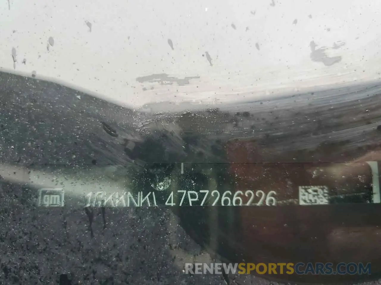 13 Photograph of a damaged car 1GKKNKL47PZ266226 GMC ACADIA 2023