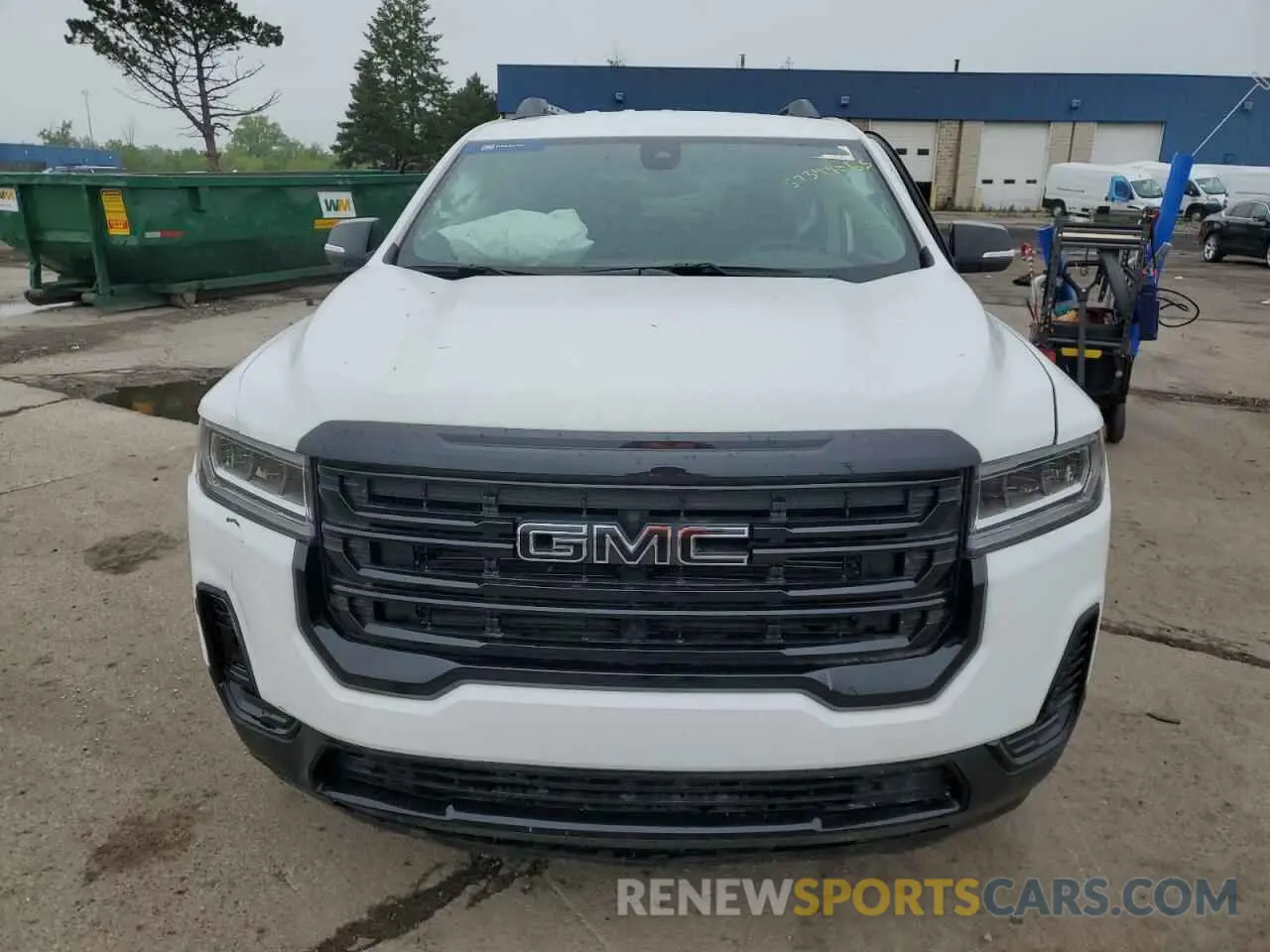 5 Photograph of a damaged car 1GKKNKL47PZ266226 GMC ACADIA 2023