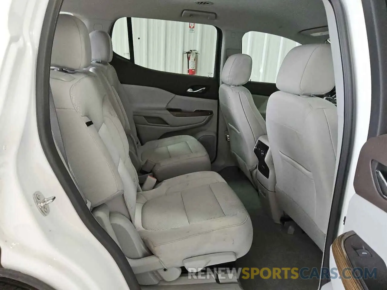 11 Фотография поврежденного автомобиля 1GKKNKL49PZ254241 GMC ACADIA 2023