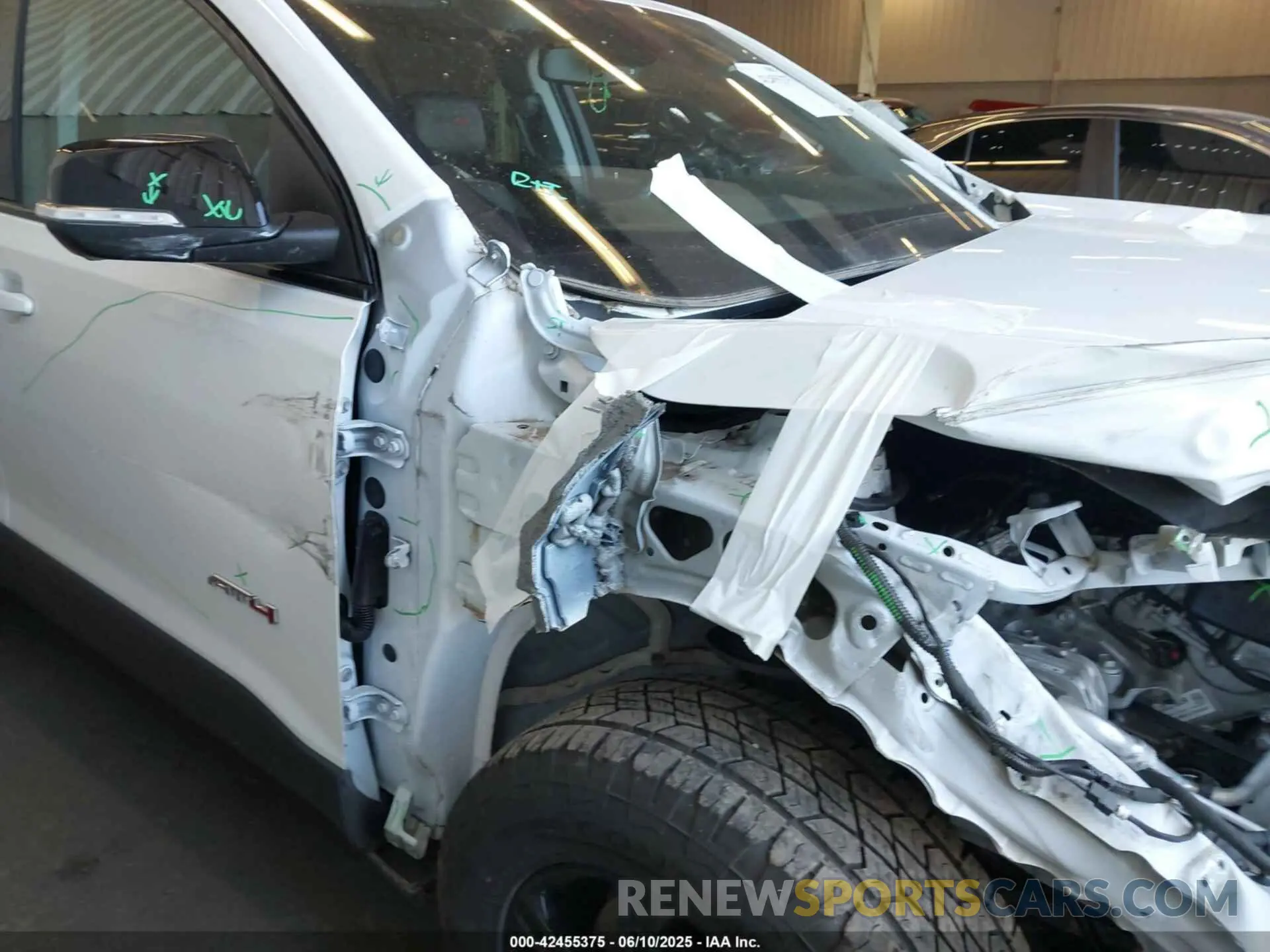20 Photograph of a damaged car 1GKKNLLS1PZ203854 GMC ACADIA 2023