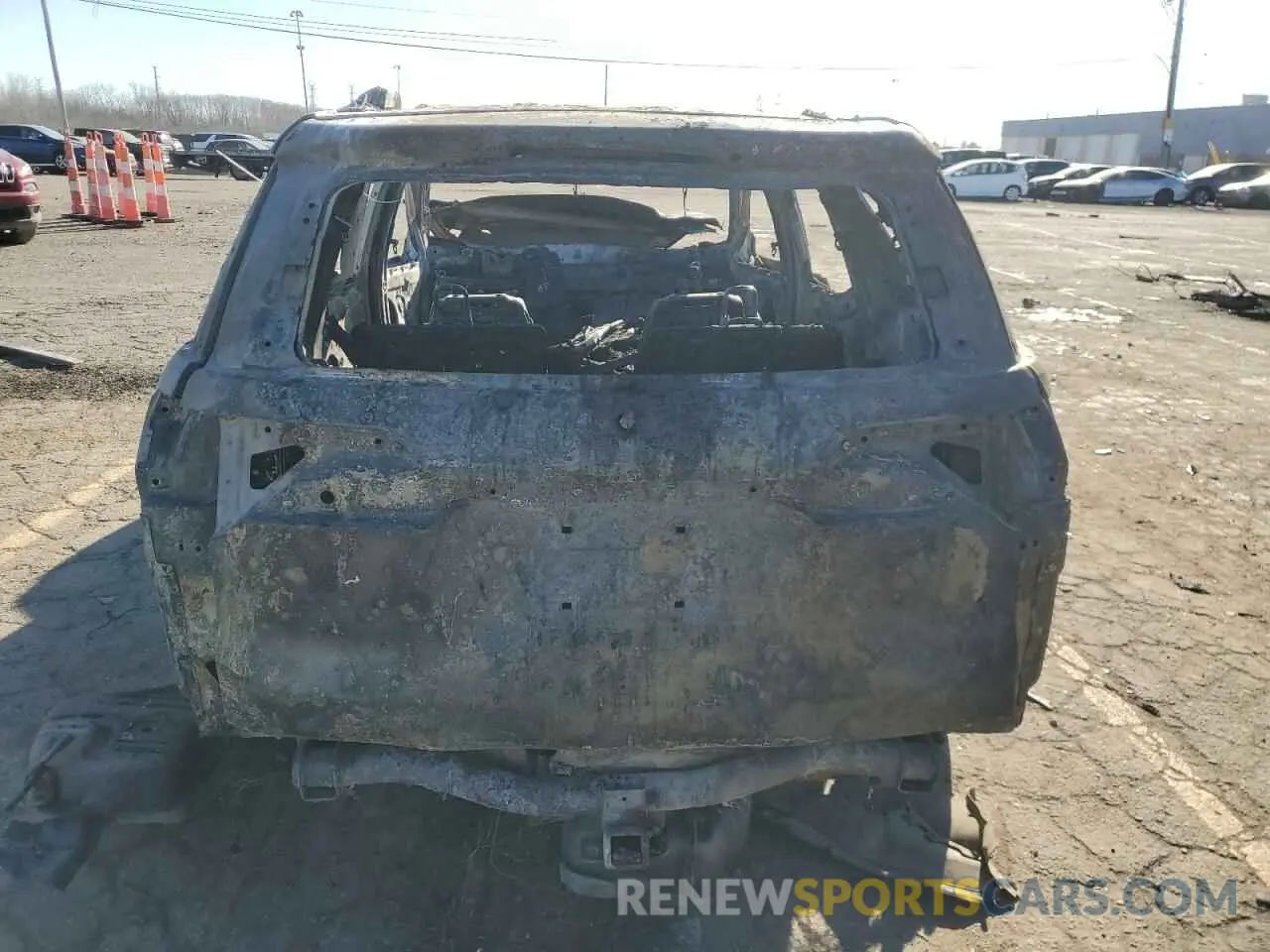 6 Photograph of a damaged car 1GKKNLLS4PZ248478 GMC ACADIA 2023