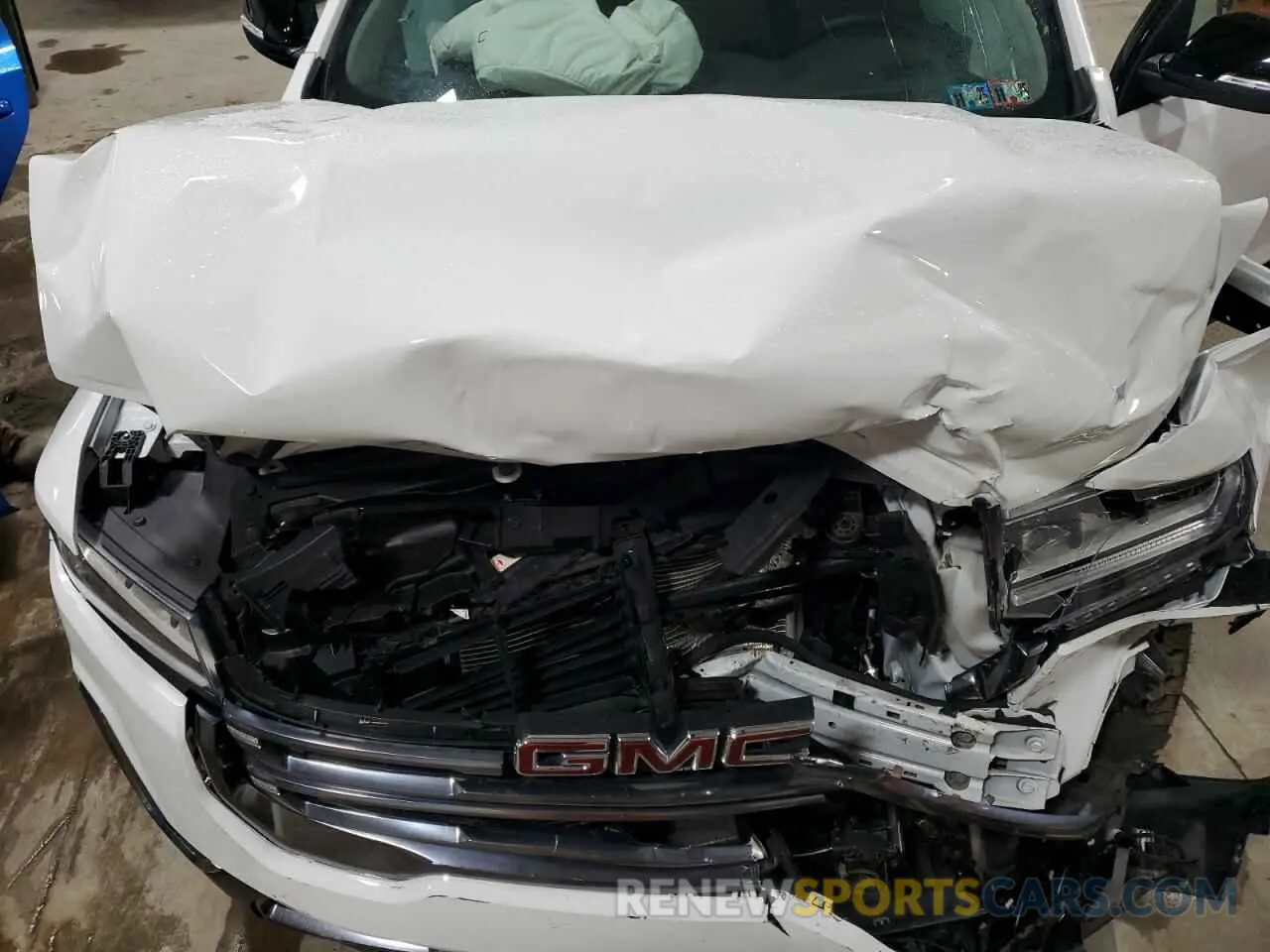 12 Photograph of a damaged car 1GKKNLLS5PZ260879 GMC ACADIA 2023