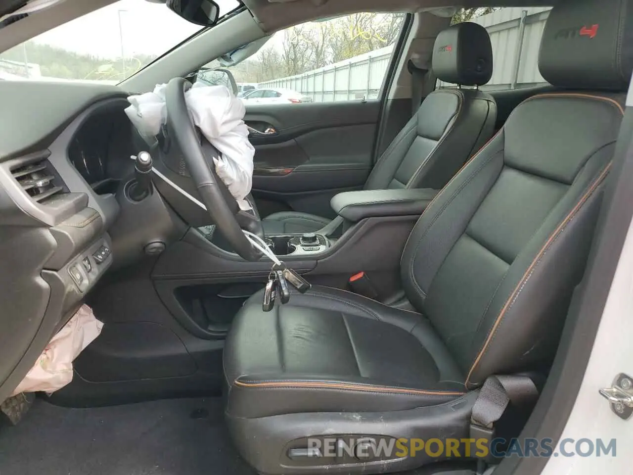 7 Photograph of a damaged car 1GKKNLLS5PZ260879 GMC ACADIA 2023