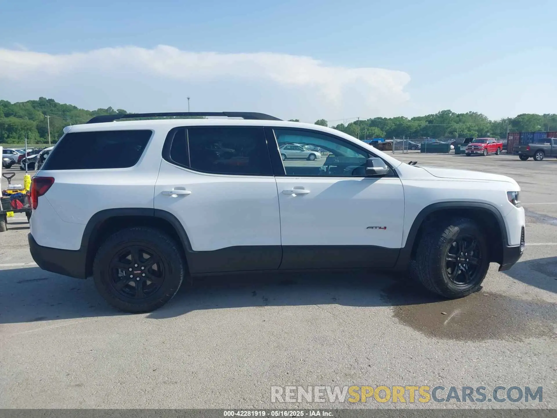 13 Photograph of a damaged car 1GKKNLLS7PZ244277 GMC ACADIA 2023