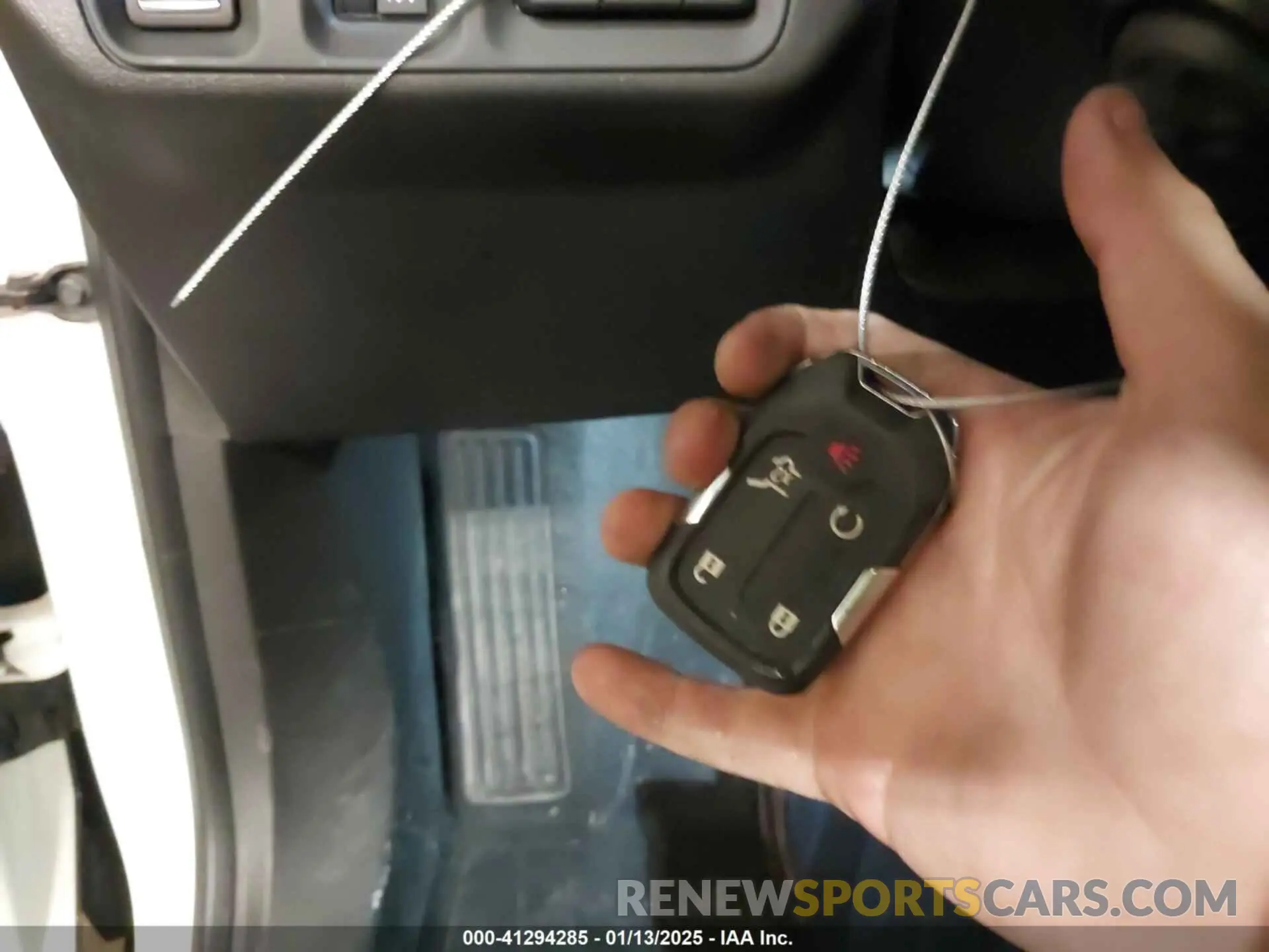 11 Photograph of a damaged car 1GKKNLLSXPZ256200 GMC ACADIA 2023