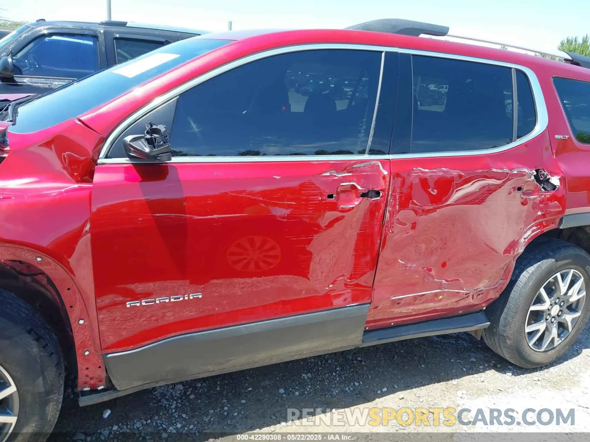 12 Фотография поврежденного автомобиля 1GKKNML41PZ226123 GMC ACADIA 2023