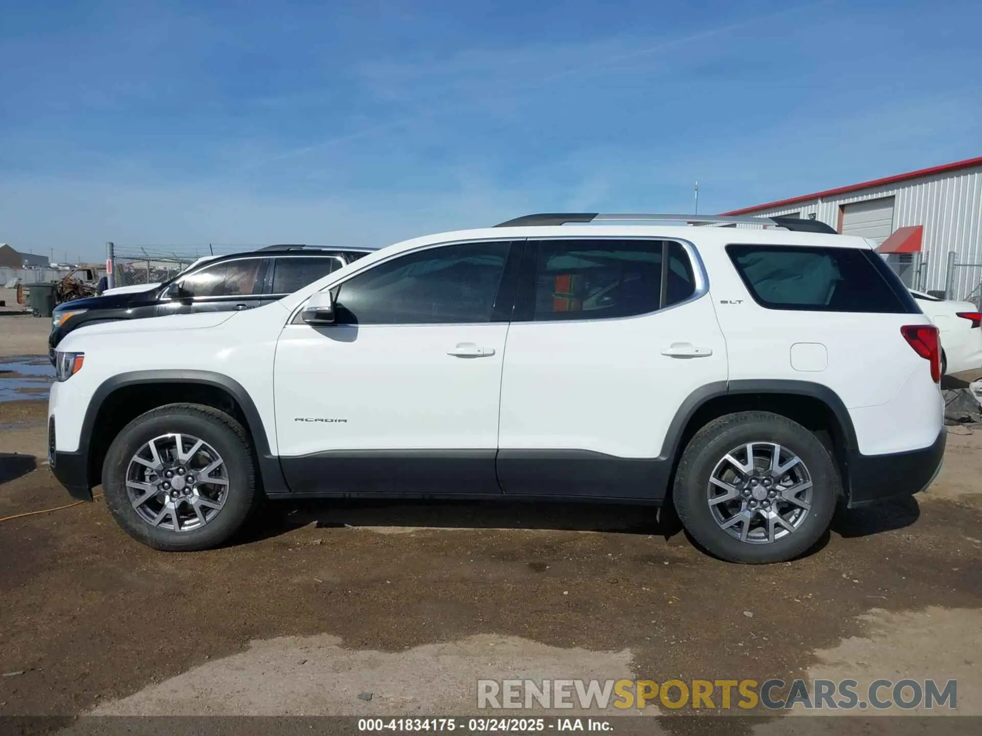 14 Фотография поврежденного автомобиля 1GKKNML42PZ127097 GMC ACADIA 2023