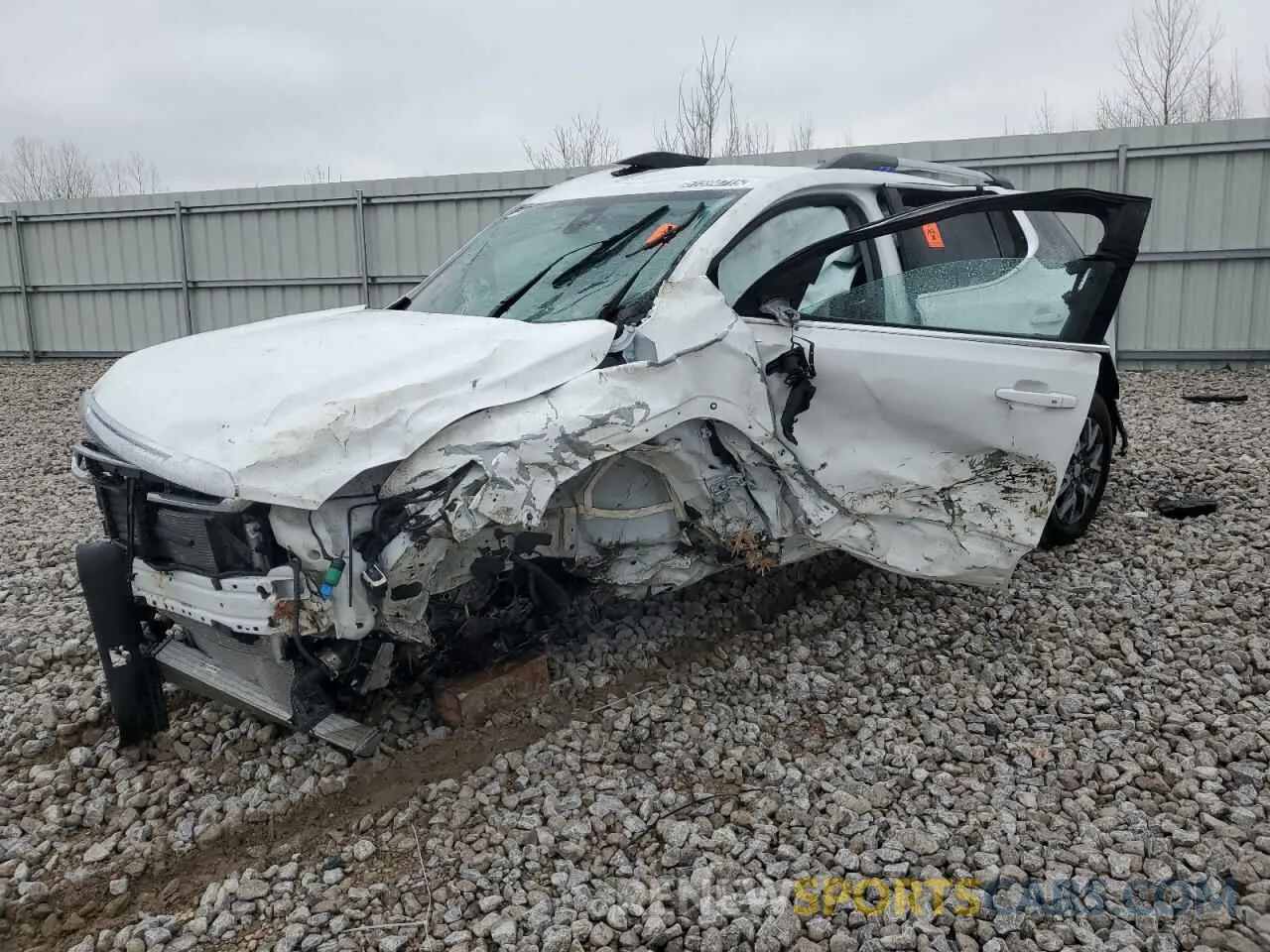 1 Photograph of a damaged car 1GKKNML43PZ221067 GMC ACADIA 2023