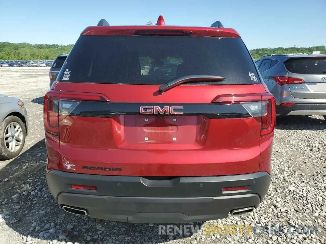 6 Photograph of a damaged car 1GKKNML45PZ121598 GMC ACADIA 2023