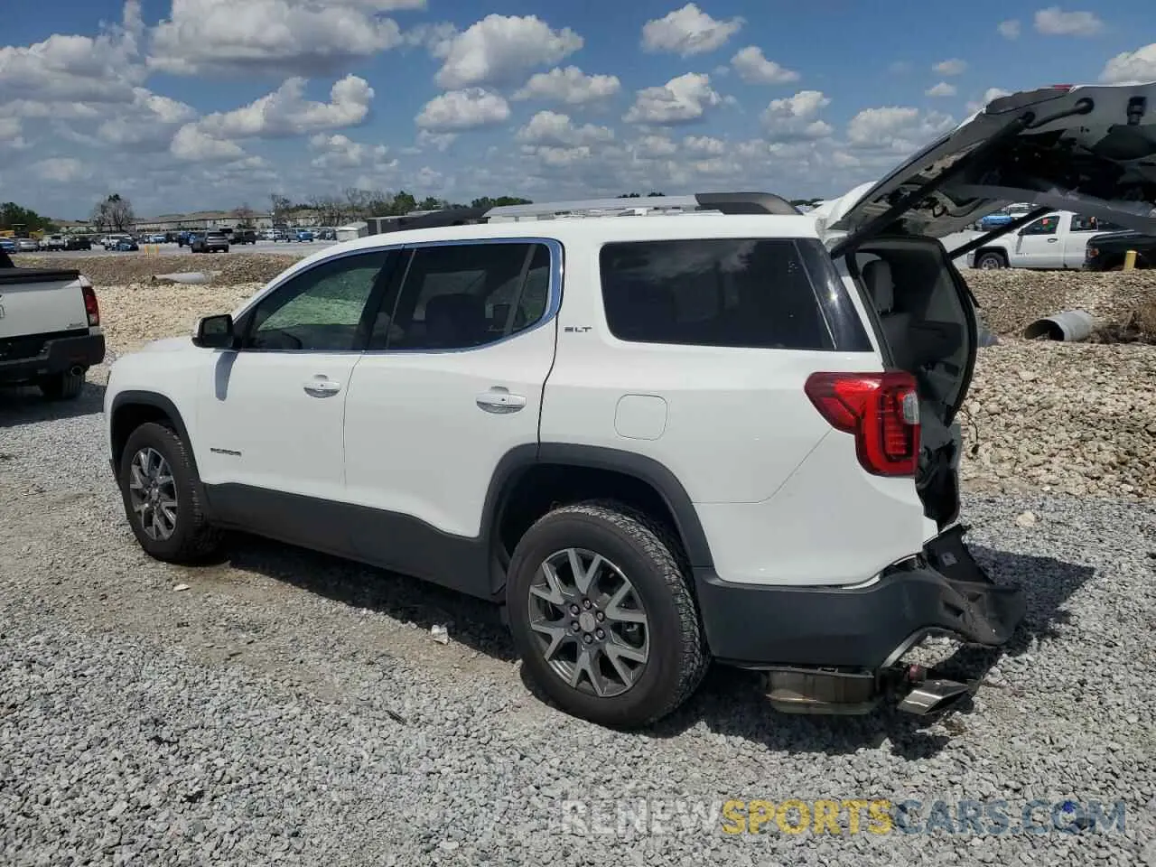 2 Фотография поврежденного автомобиля 1GKKNML46PZ155713 GMC ACADIA 2023