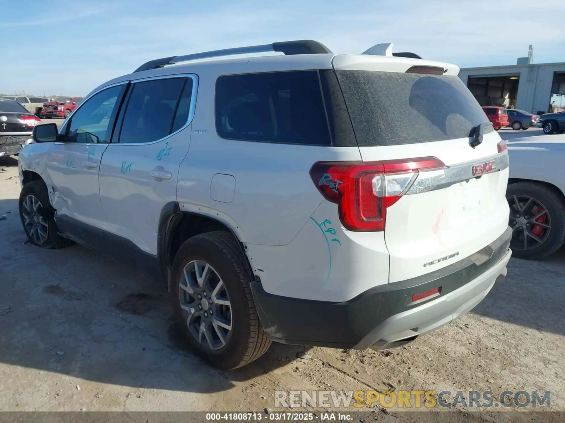 3 Photograph of a damaged car 1GKKNML47PZ168955 GMC ACADIA 2023