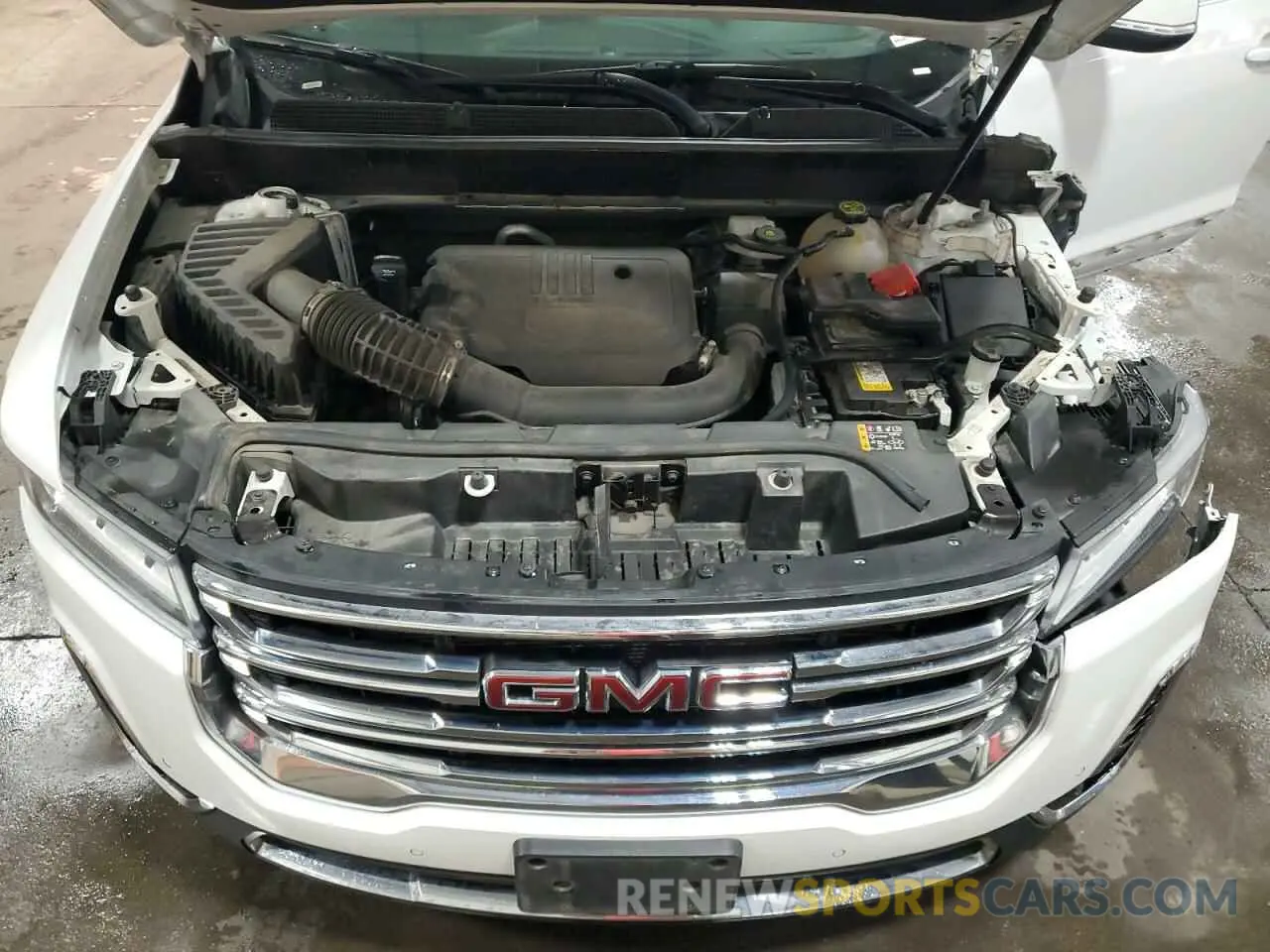 12 Photograph of a damaged car 1GKKNML48PZ154417 GMC ACADIA 2023