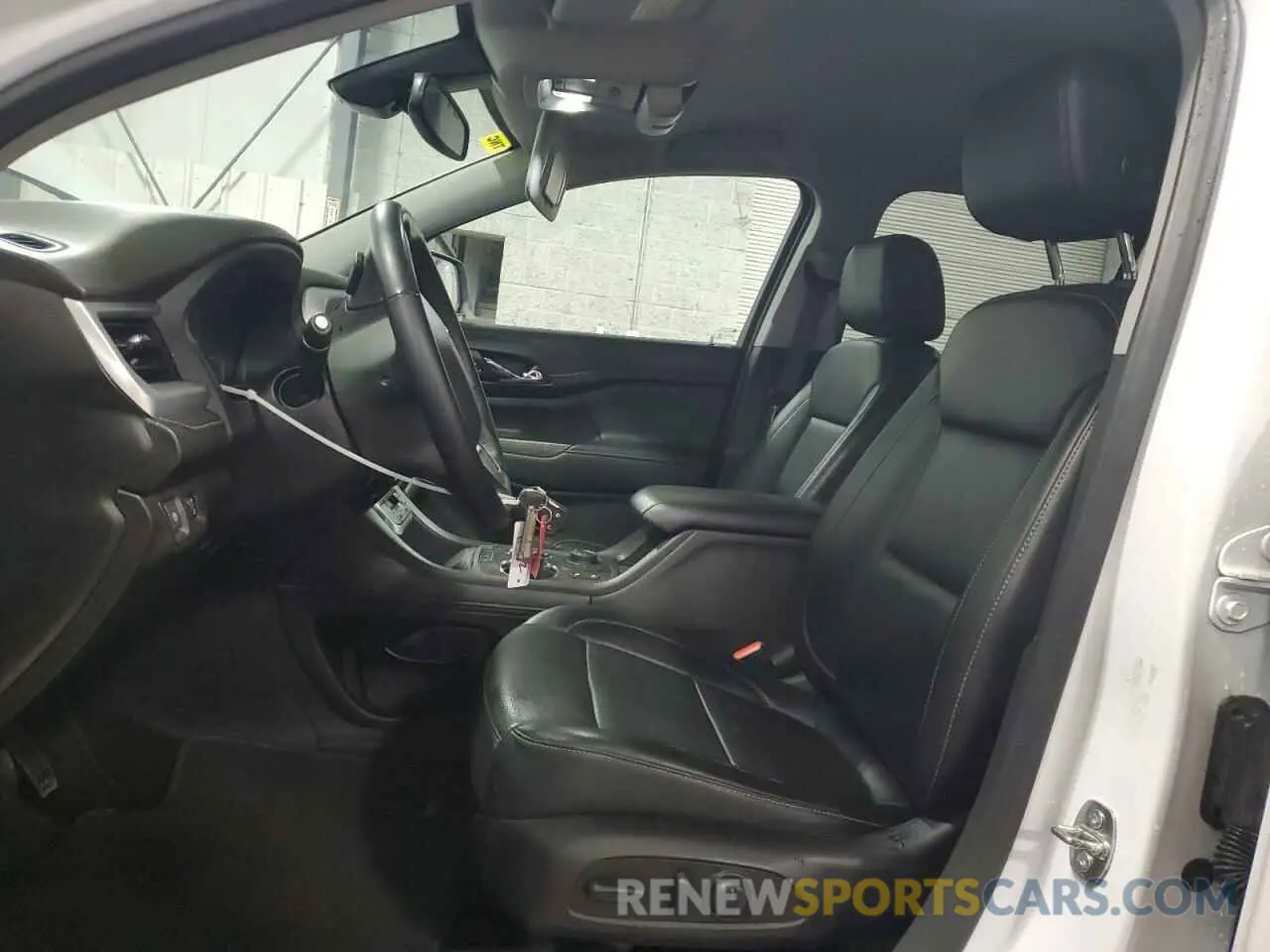 7 Photograph of a damaged car 1GKKNML48PZ154417 GMC ACADIA 2023