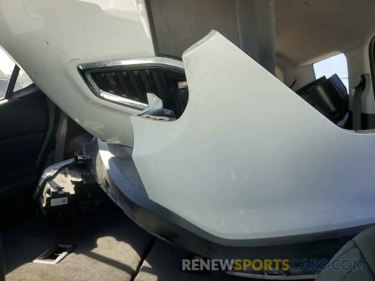 10 Photograph of a damaged car 1GKKNML48PZ238074 GMC ACADIA 2023