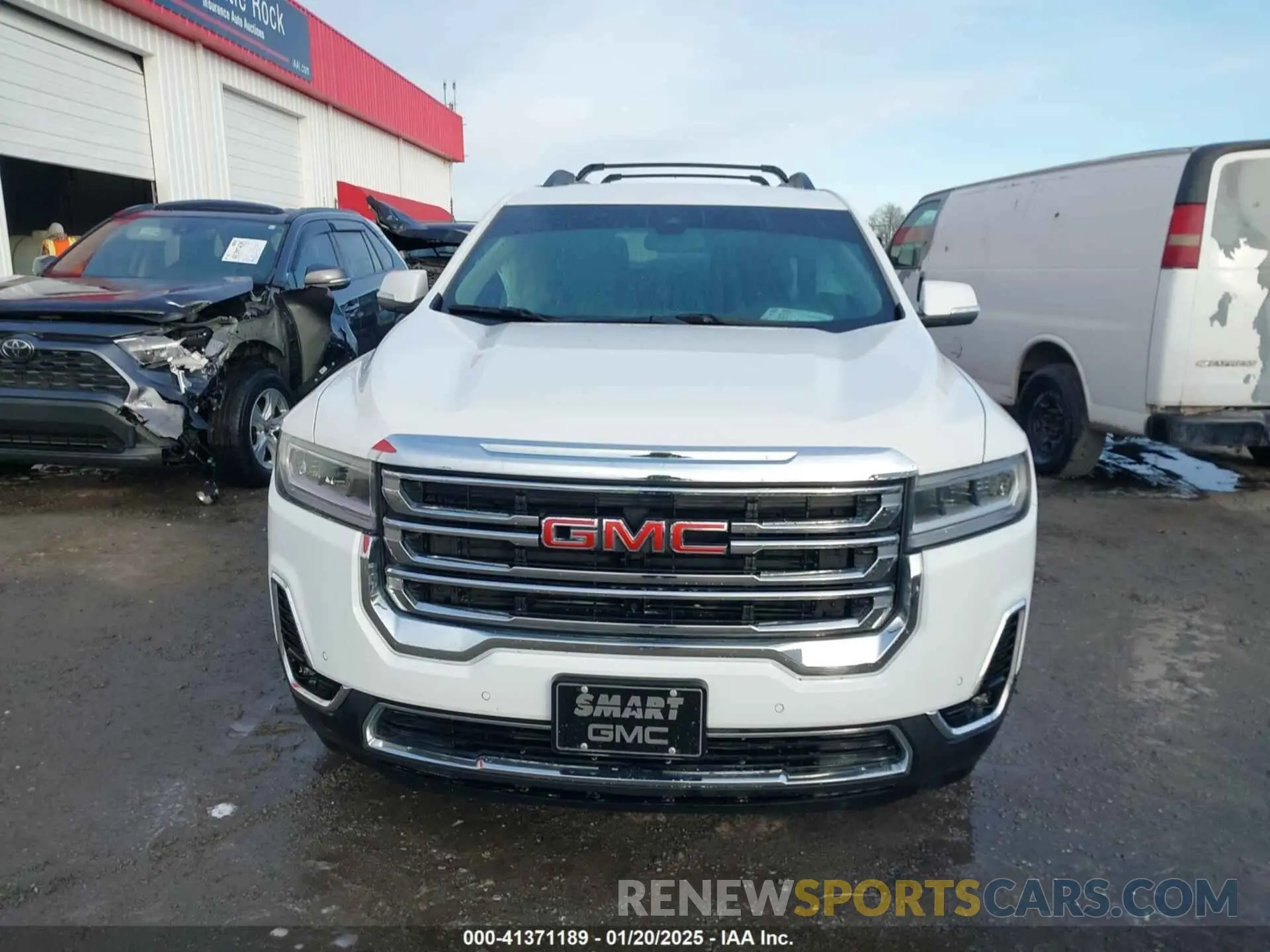 12 Photograph of a damaged car 1GKKNMLS0PZ212549 GMC ACADIA 2023