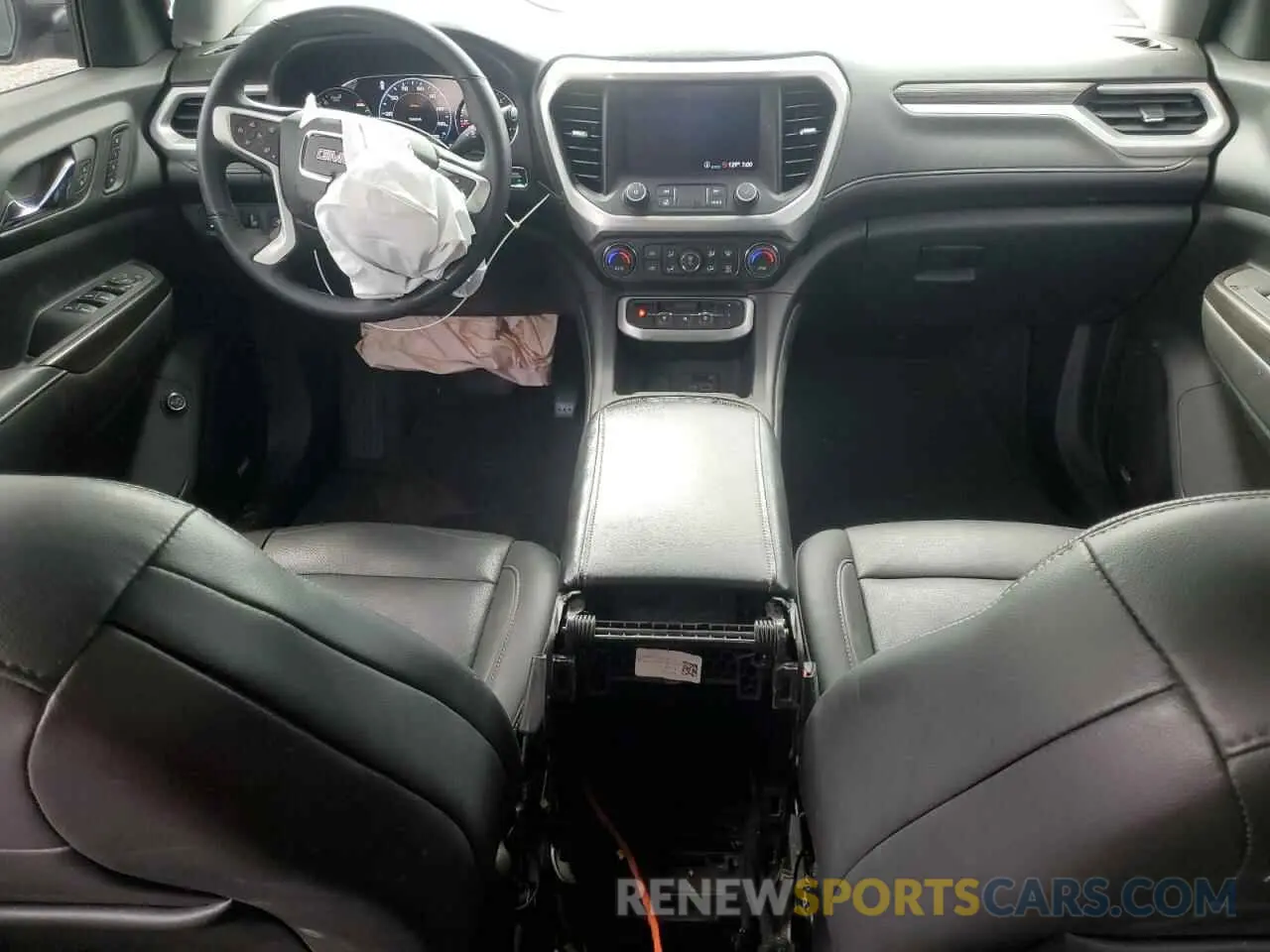 8 Photograph of a damaged car 1GKKNMLS2PZ145808 GMC ACADIA 2023