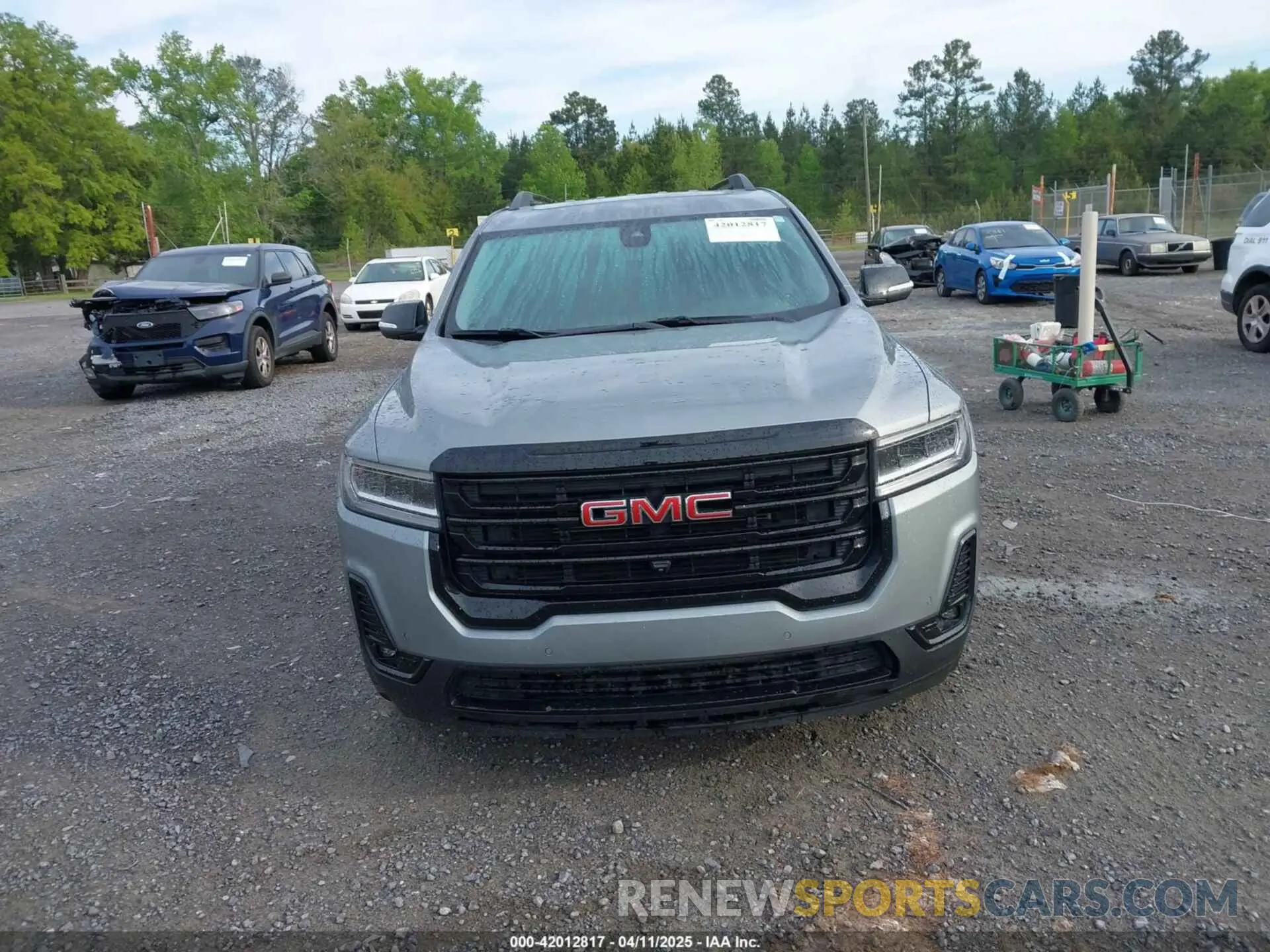 13 Photograph of a damaged car 1GKKNMLS4PZ217270 GMC ACADIA 2023