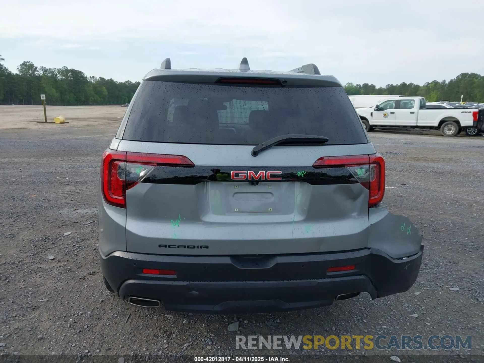 17 Photograph of a damaged car 1GKKNMLS4PZ217270 GMC ACADIA 2023