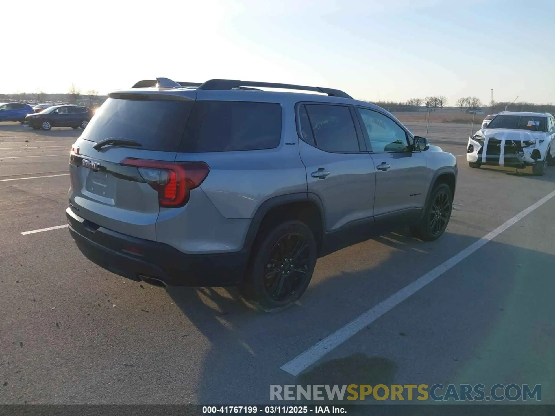 4 Photograph of a damaged car 1GKKNMLS8PZ212914 GMC ACADIA 2023
