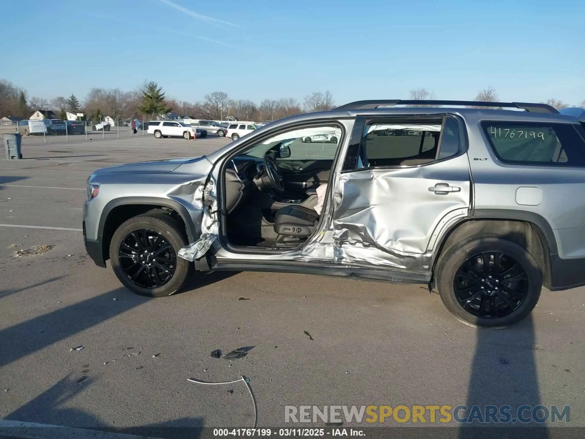 6 Photograph of a damaged car 1GKKNMLS8PZ212914 GMC ACADIA 2023
