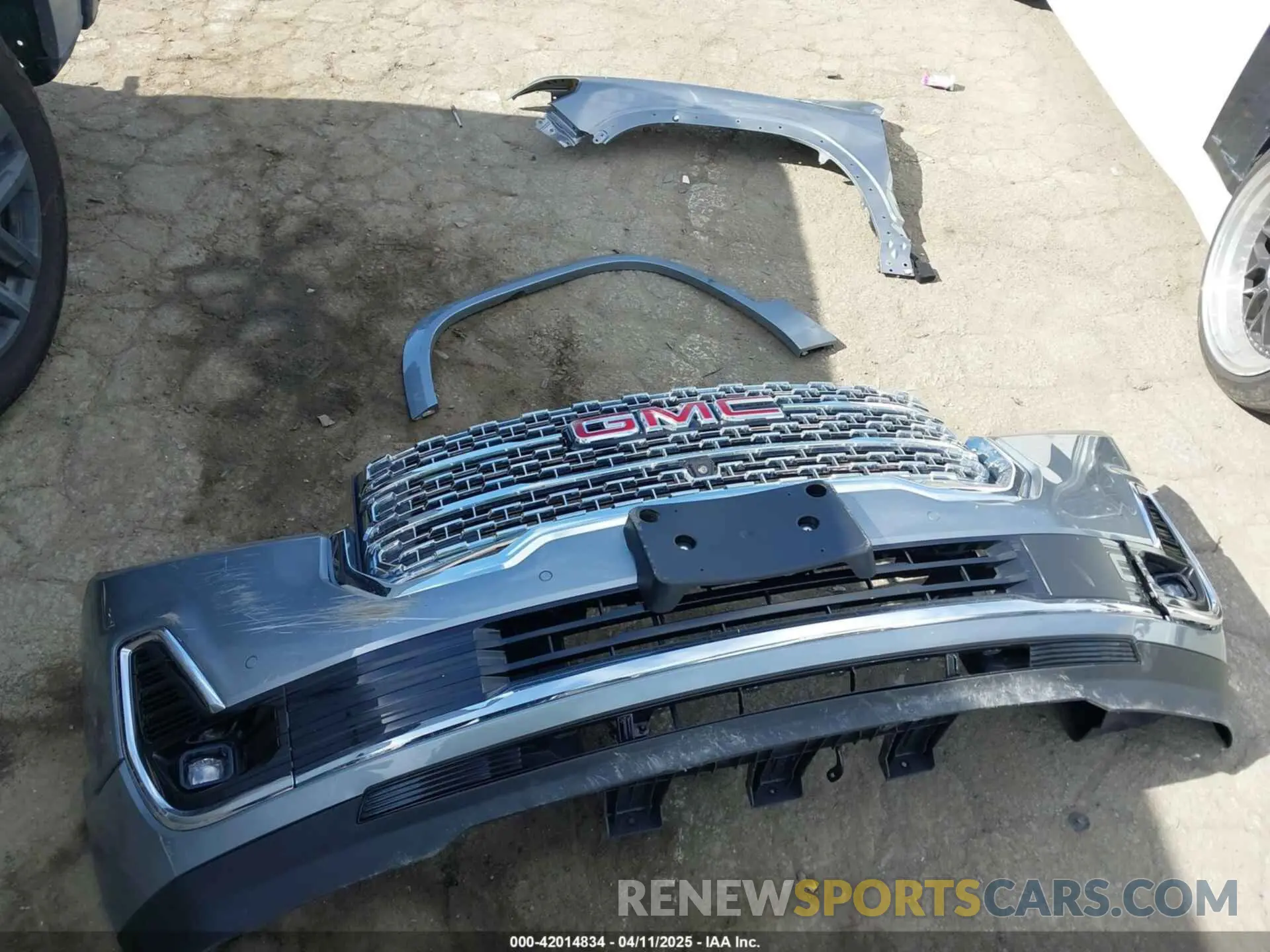 12 Photograph of a damaged car 1GKKNPLS1PZ246369 GMC ACADIA 2023