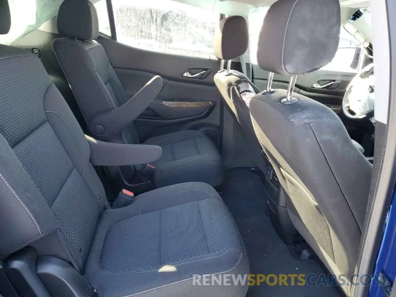 11 Фотография поврежденного автомобиля 1GKKNRL44PZ138549 GMC ACADIA 2023
