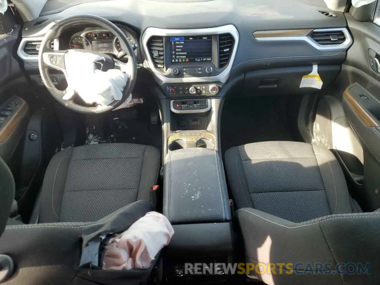8 Фотография поврежденного автомобиля 1GKKNRL44PZ138549 GMC ACADIA 2023