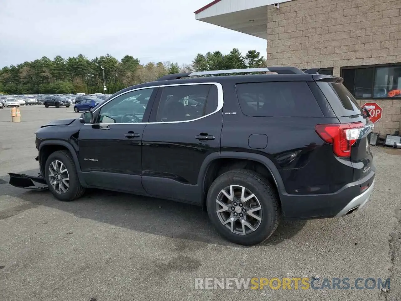 2 Photograph of a damaged car 1GKKNRL49PZ122671 GMC ACADIA 2023